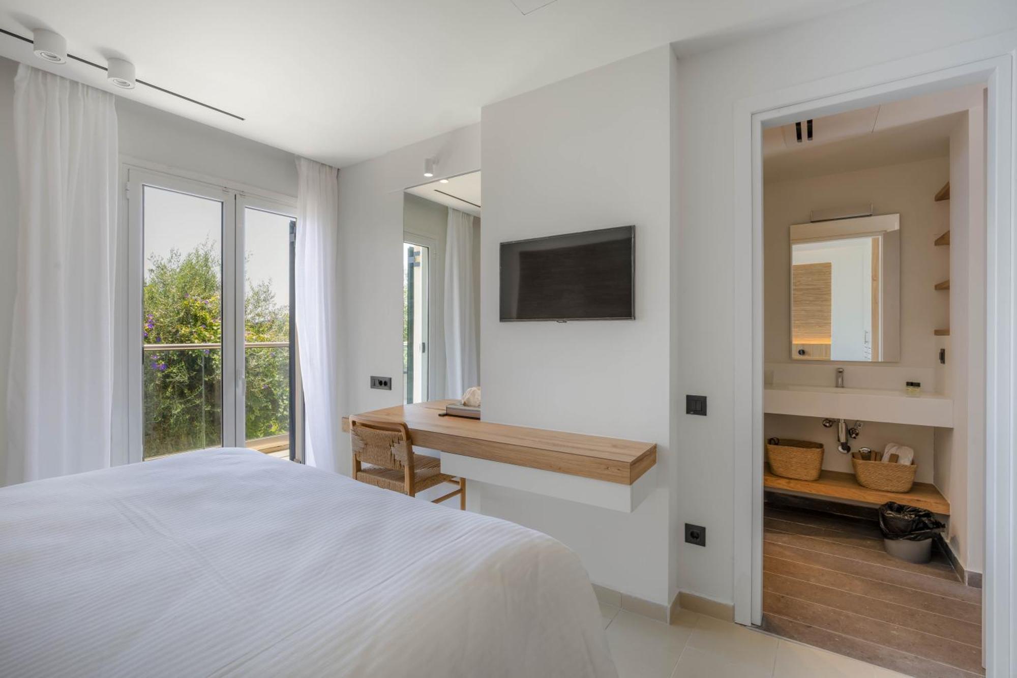 Suite with Sea View