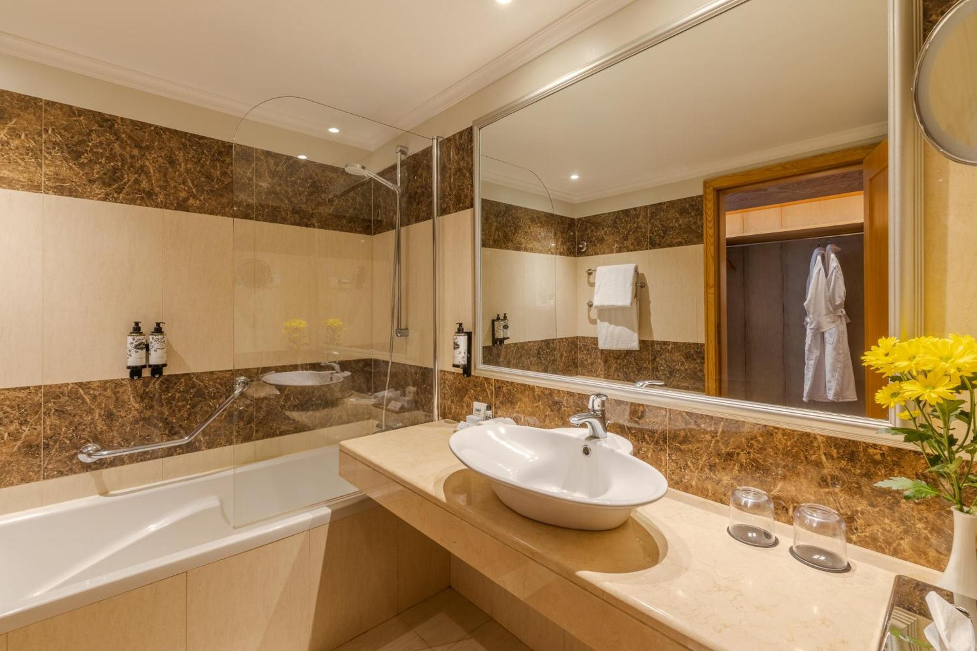 Superior Twin Room Sea View
