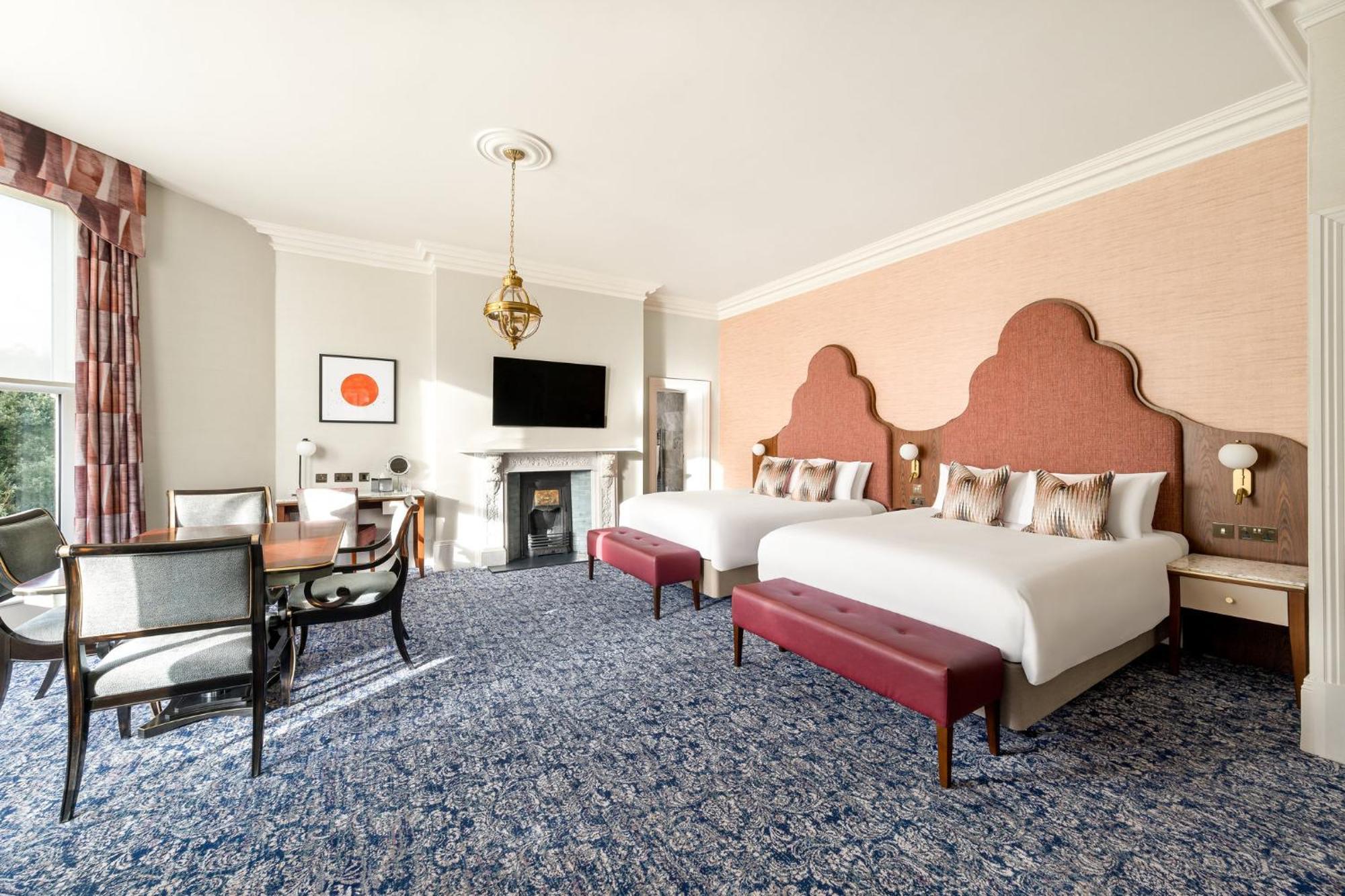 Queen Suite with Two Queen Beds