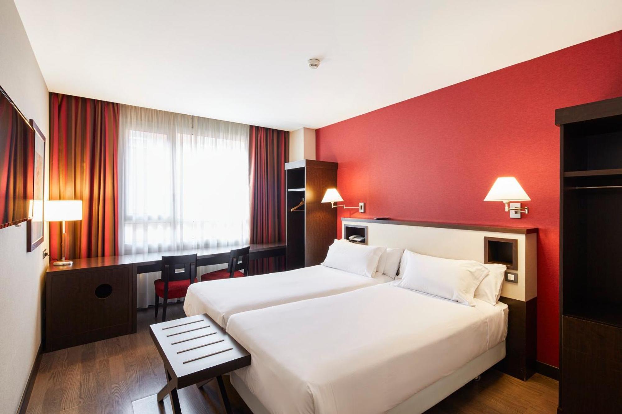 Twin Room,1774427550:JPEG