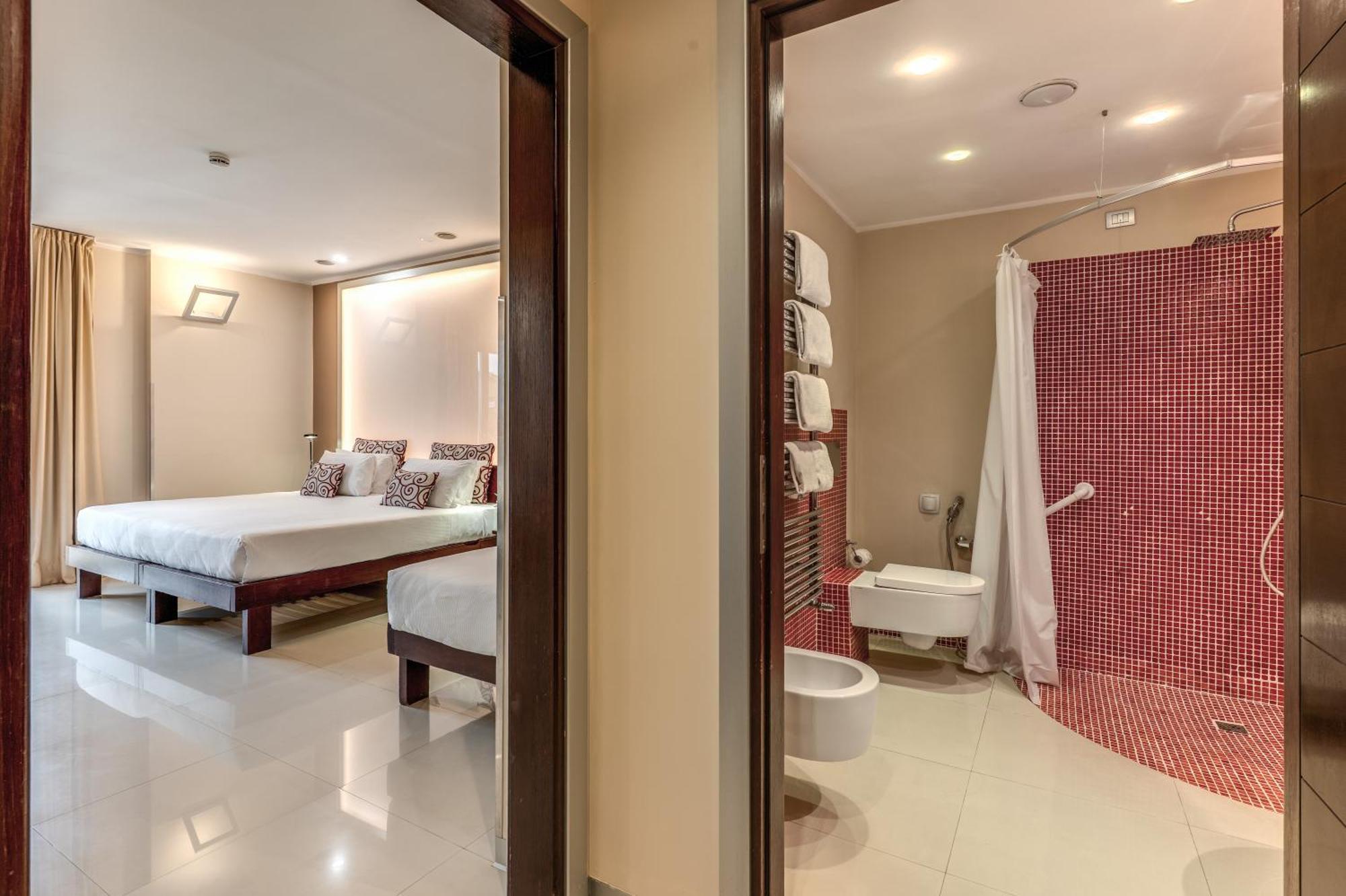 Triple Room