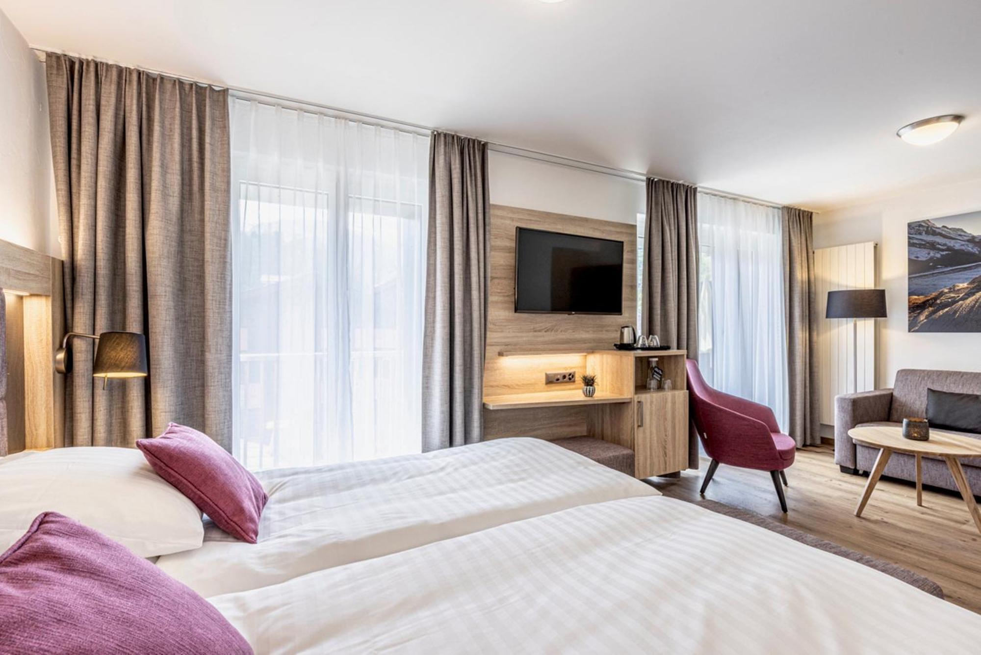 Superior Double Room Mountain View