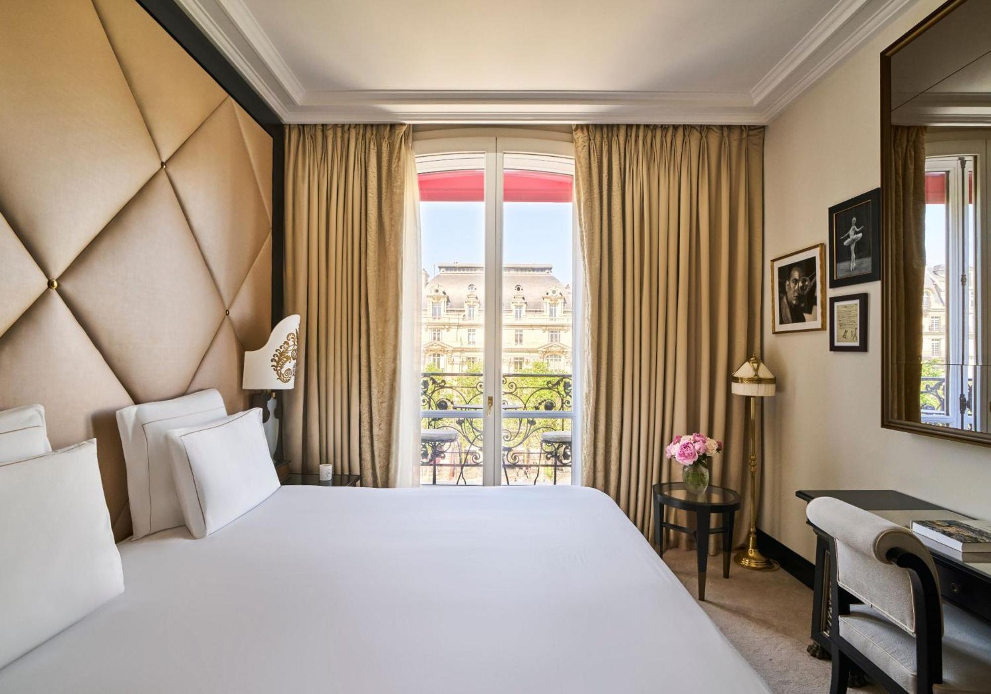 Champs-Elysées Prestige Room