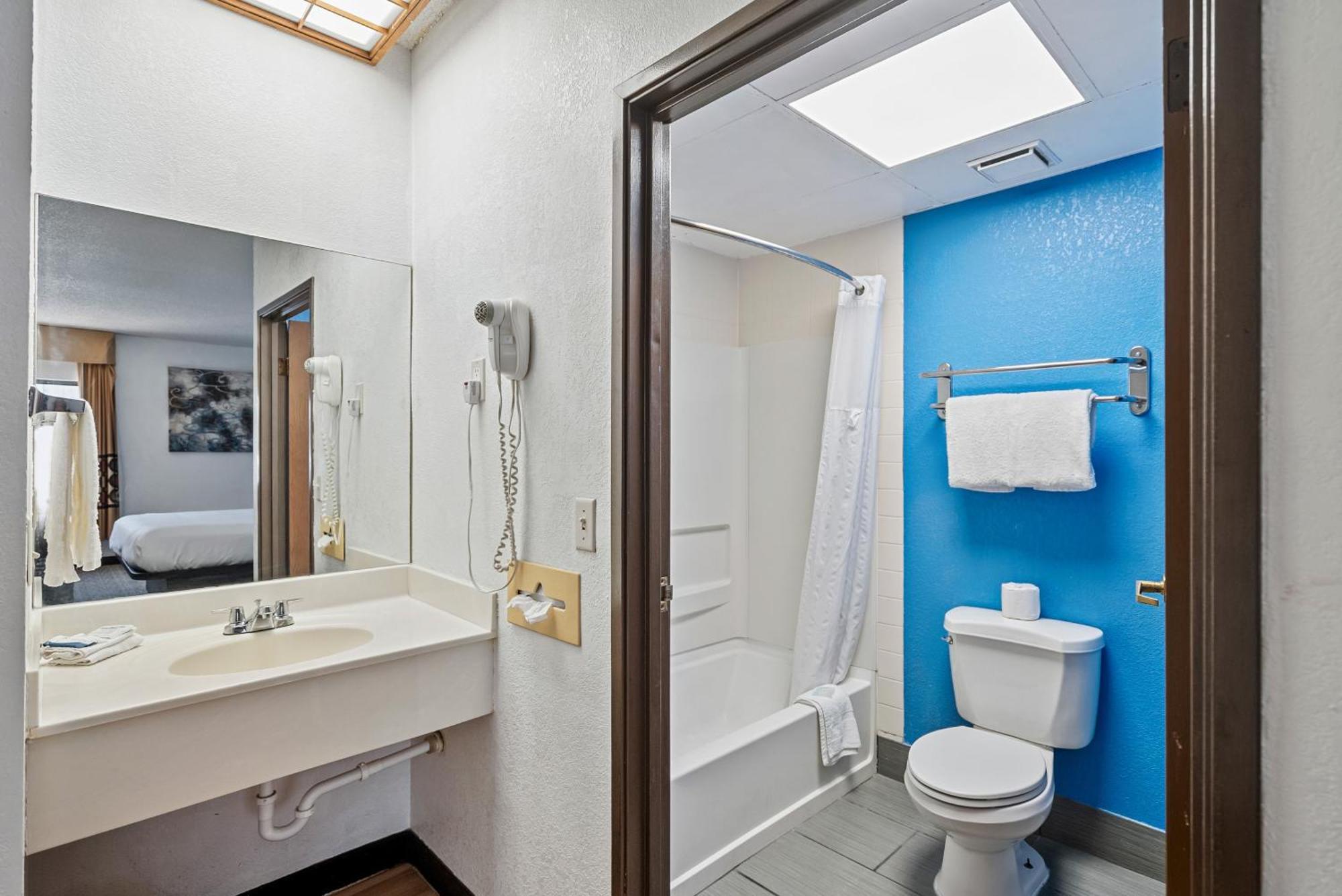 King Studio Suite Non-Smoking