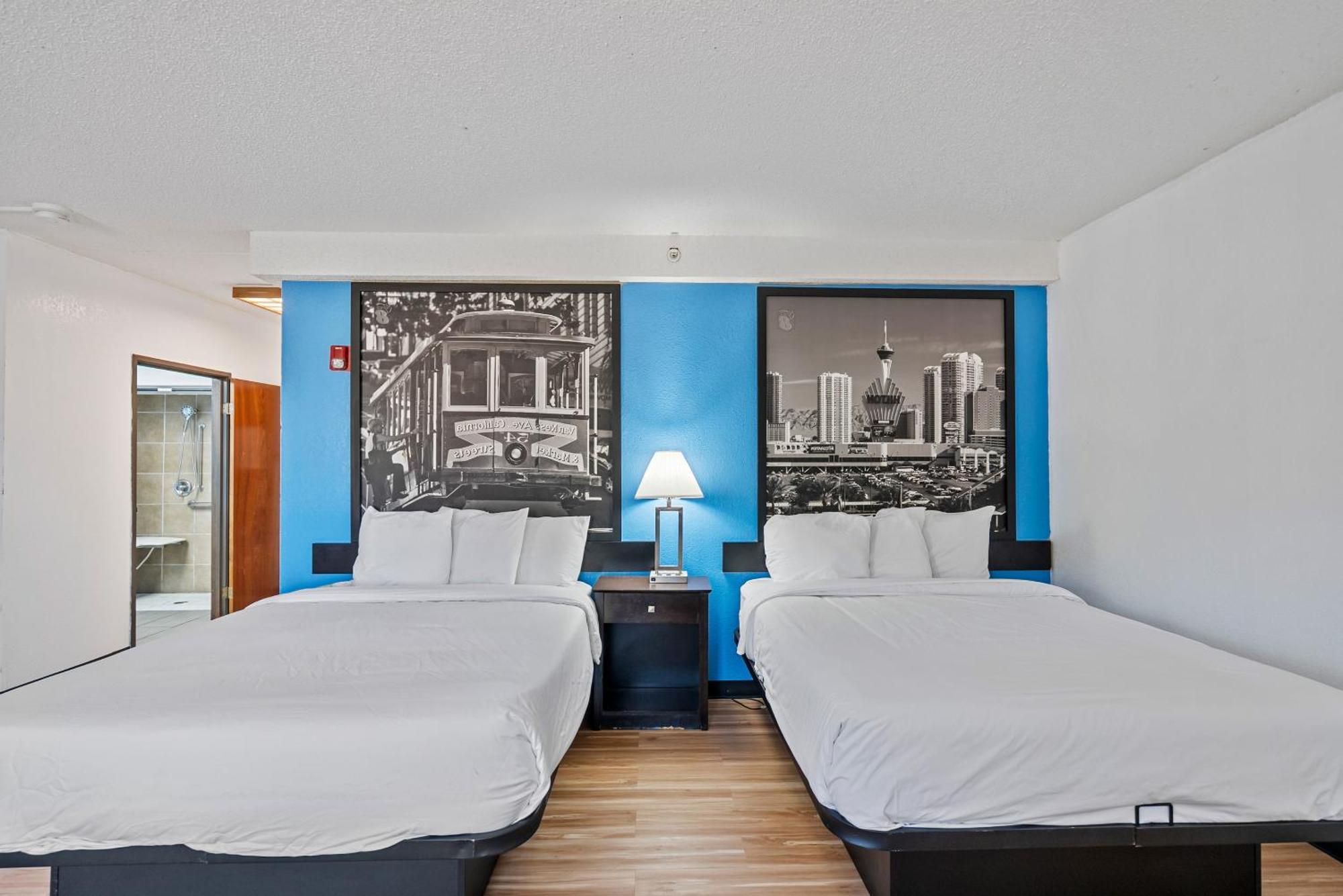 Queen Room Two Queen Beds