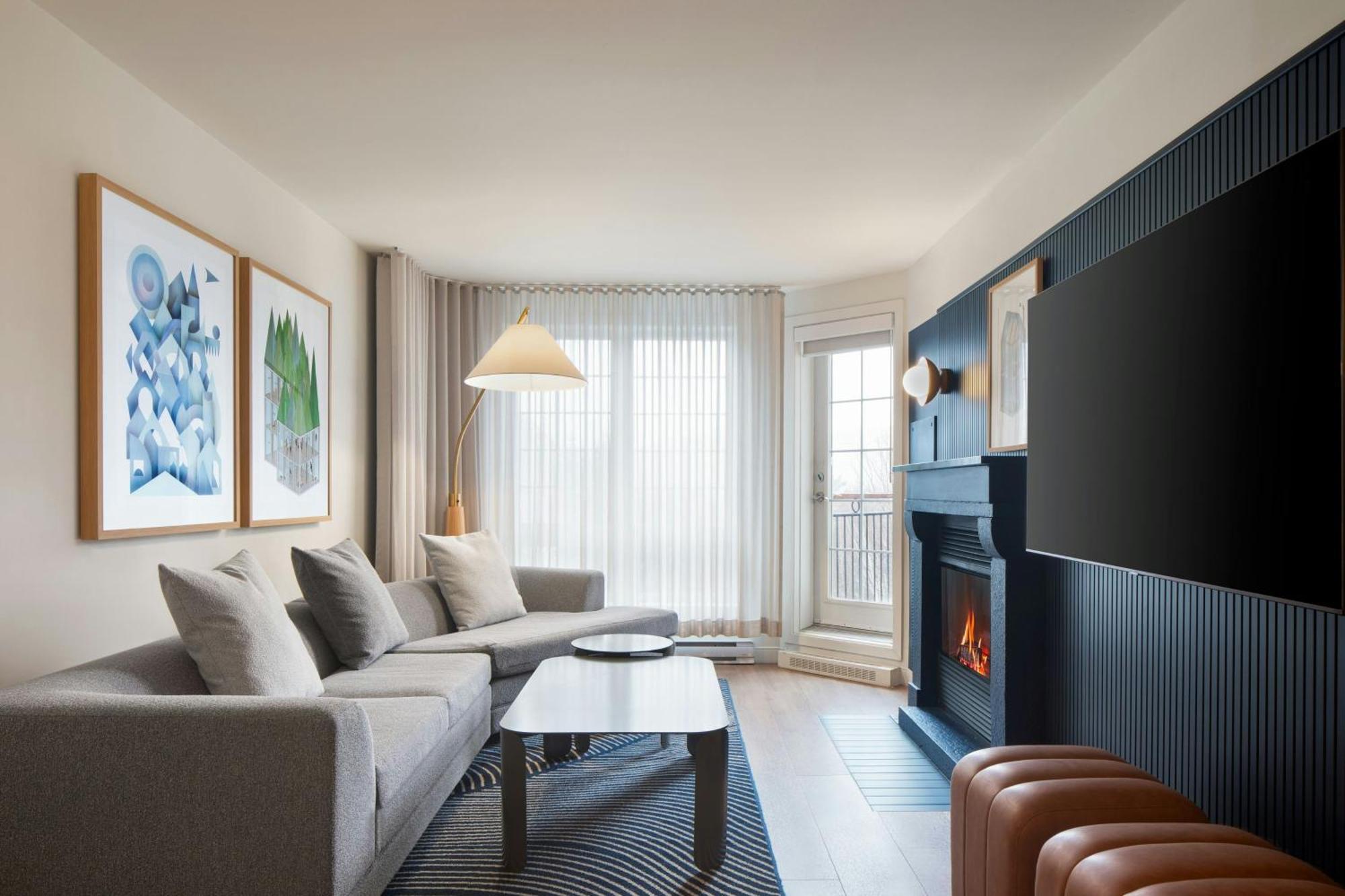 Suite 1 Bedroom Suite 2 Queen Sofa bed Fireplace