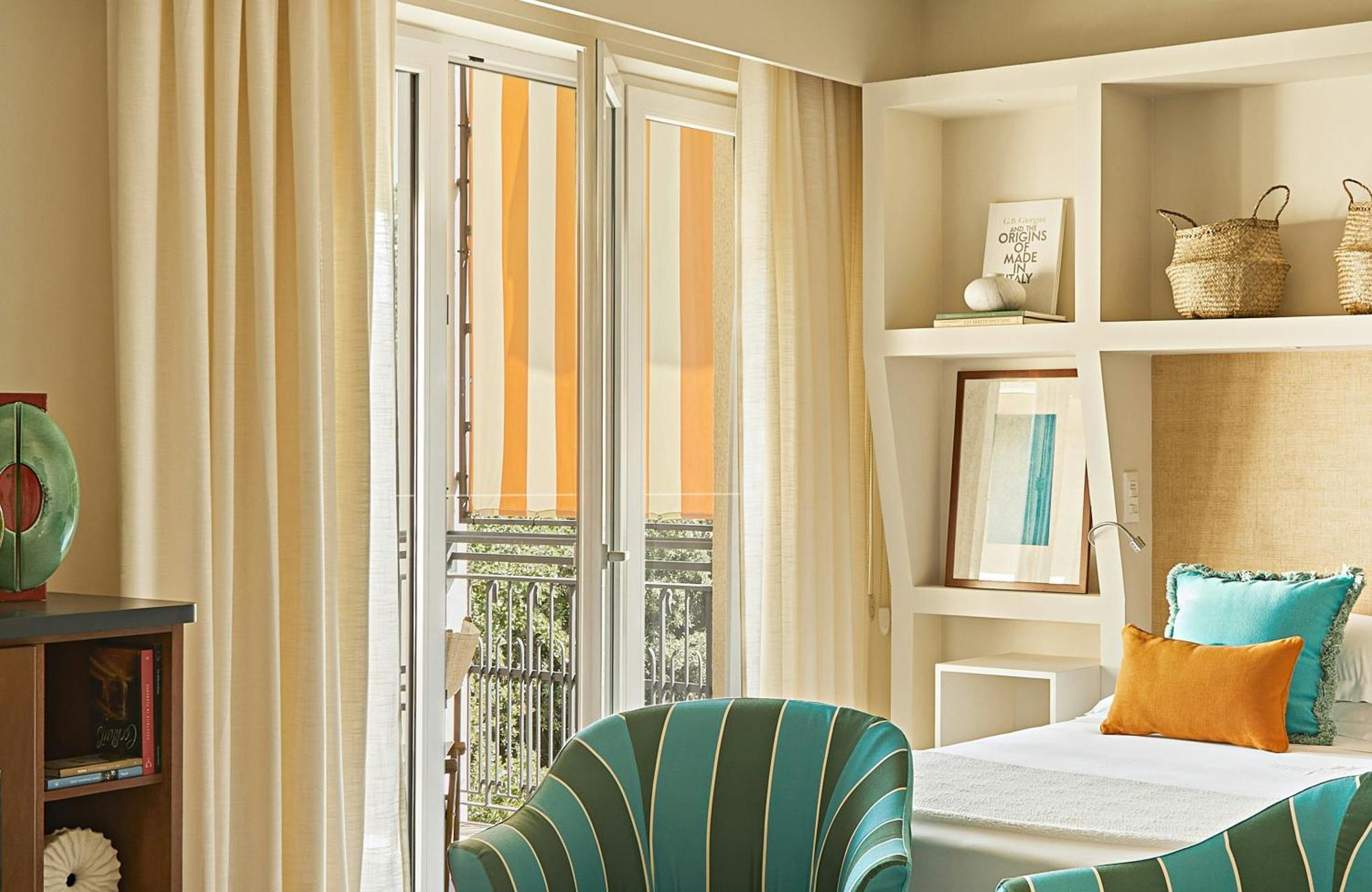 Deluxe Double or Twin Room,1774475206:JPEG