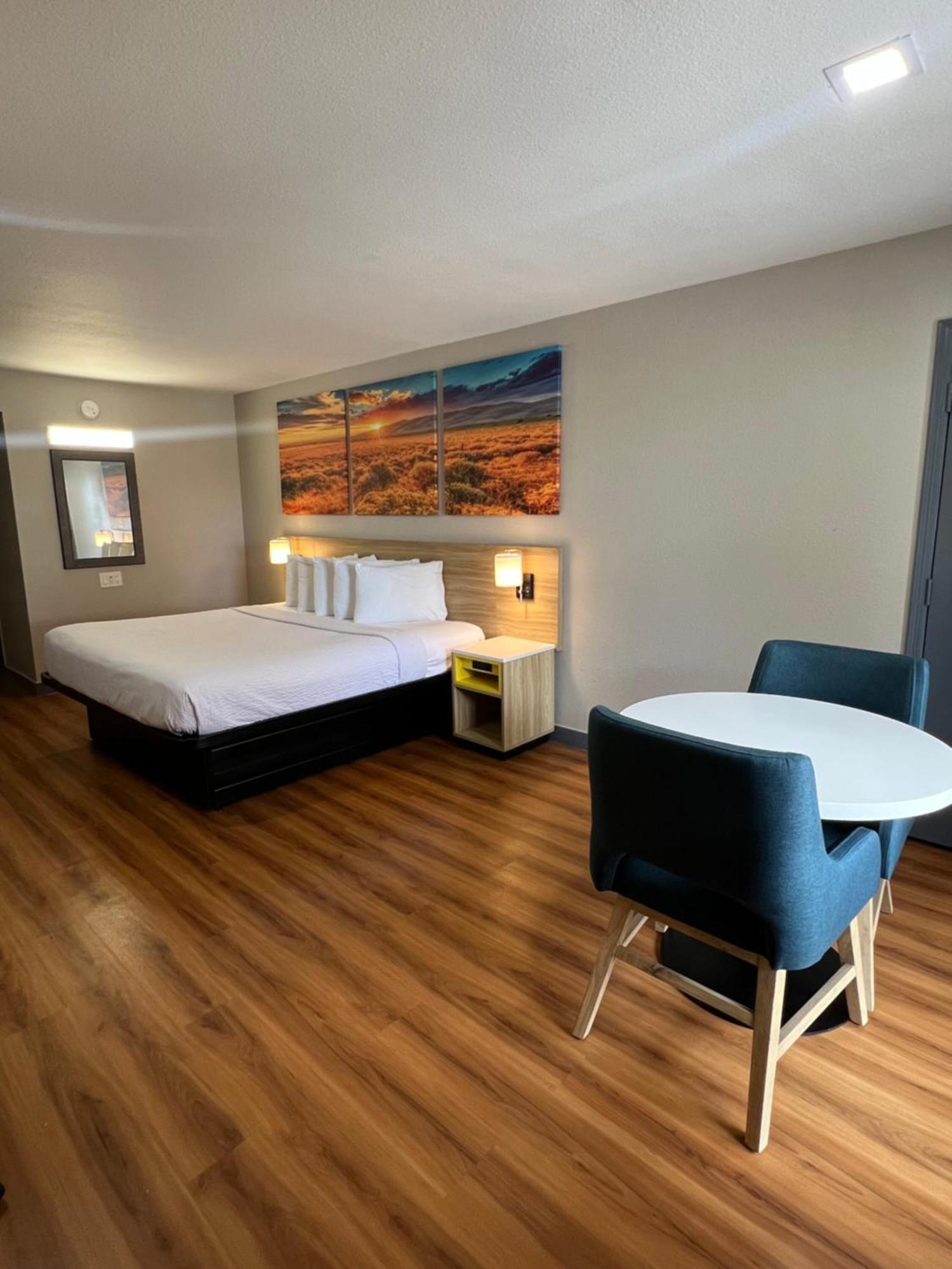 Premier King Room Non-Smoking