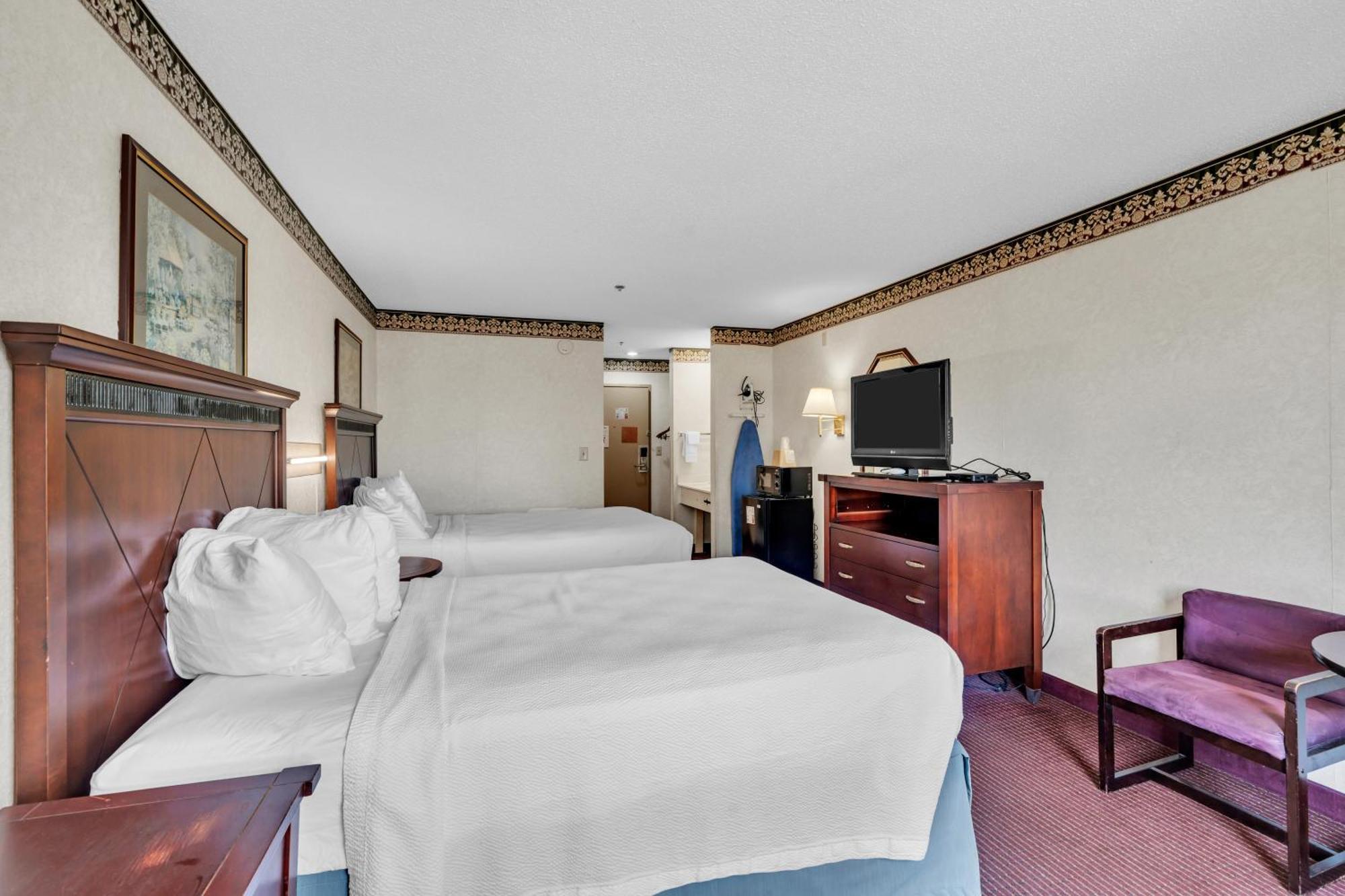 Double Room Two Double Beds Non-Smoking