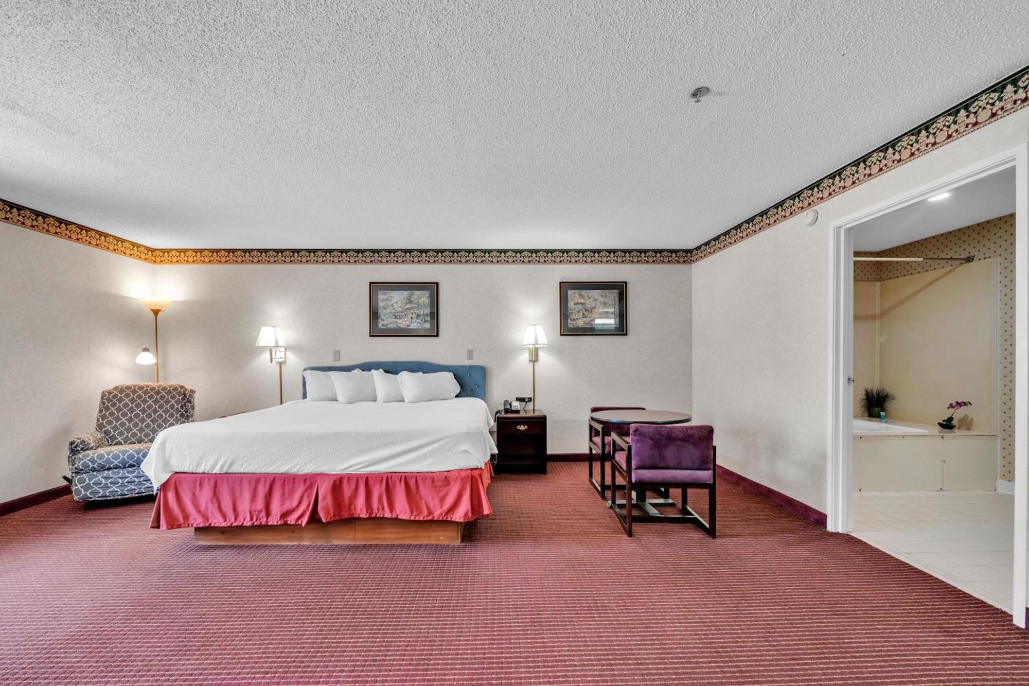 King Room Spa Bath