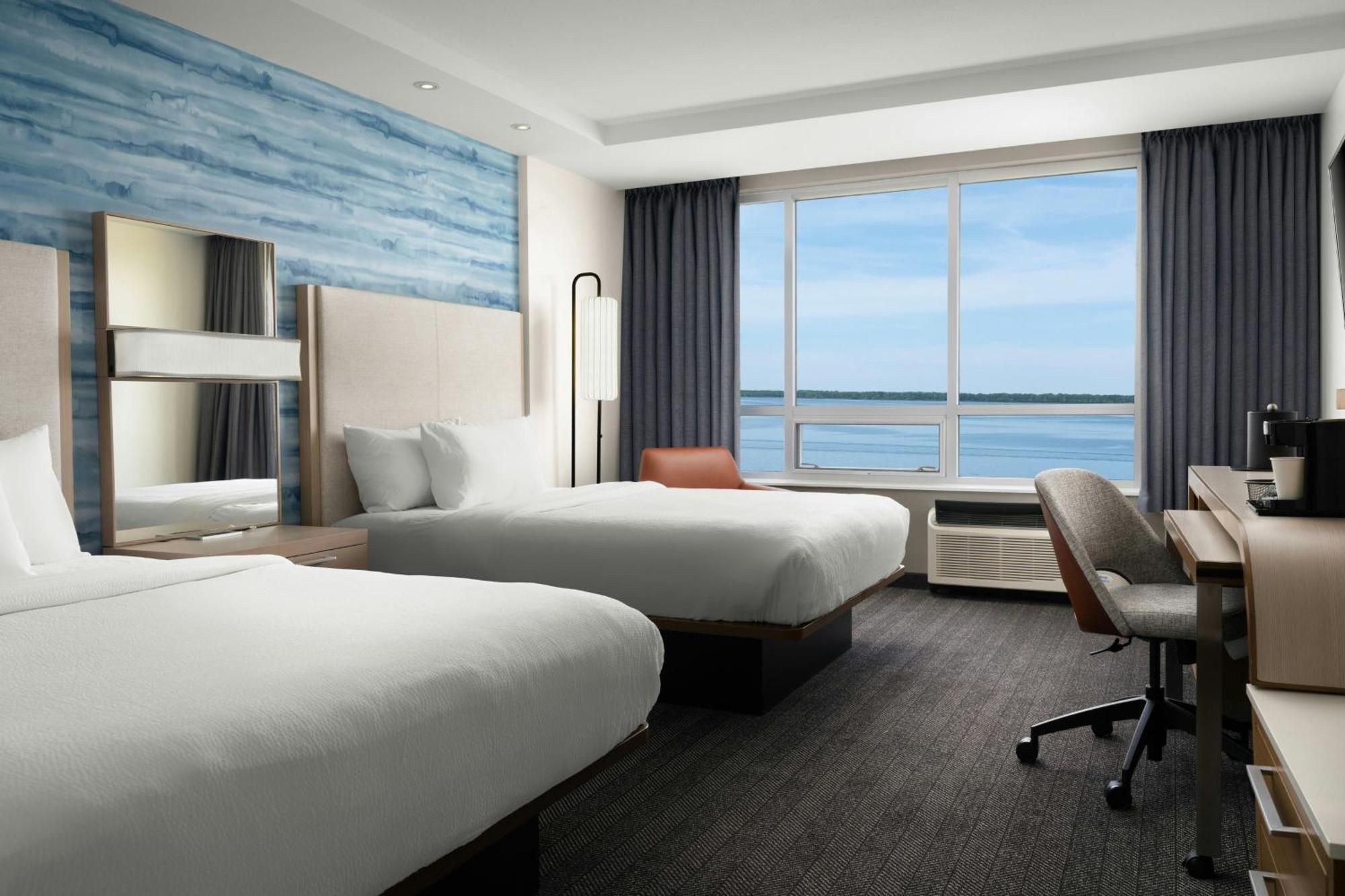 Deluxe Guest room 2 Queen Bay view