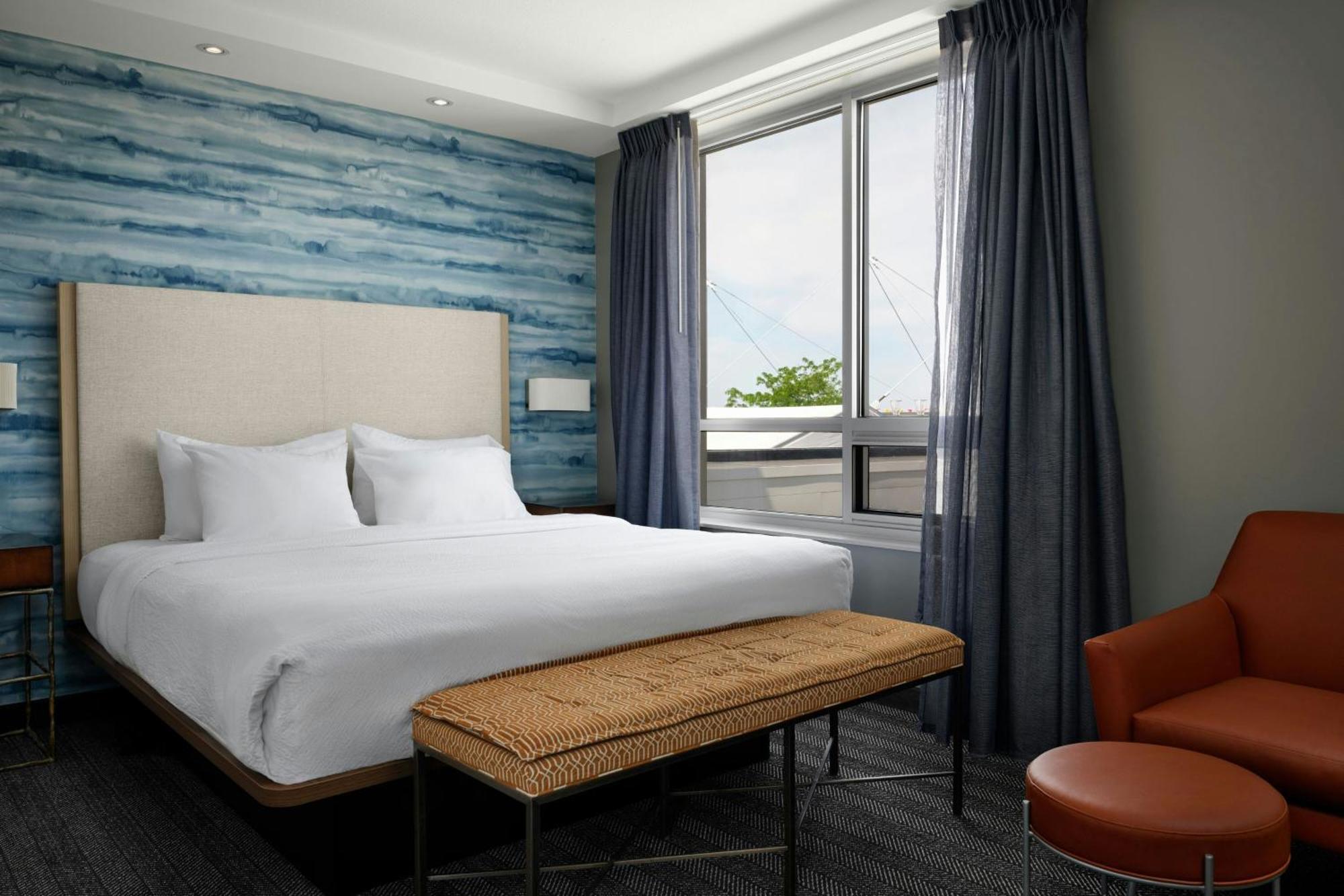 Guest Room 1 King