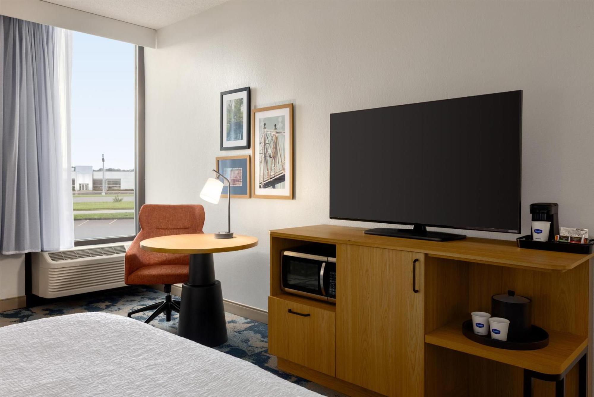 King Room with Sofa Bed- Non-Smoking