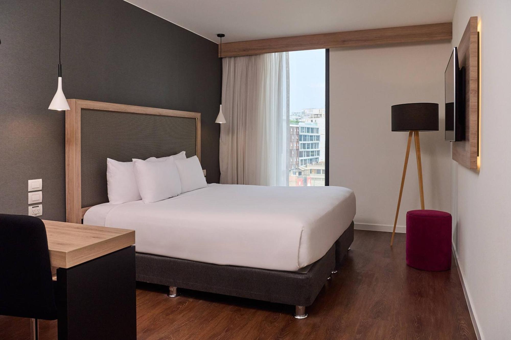 The Innside Room King Bed