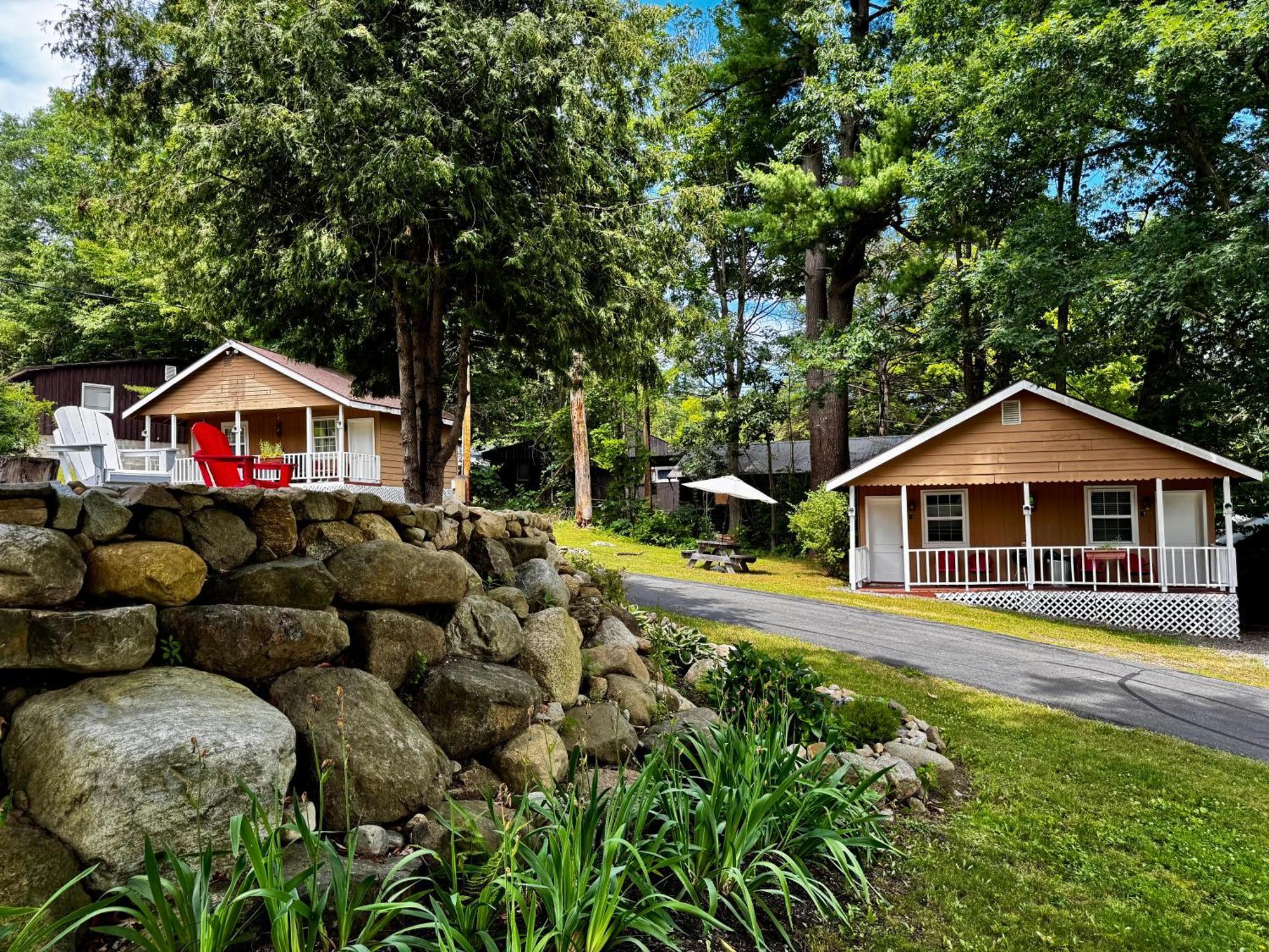 One-Bedroom Chalet - No Pets Allowed