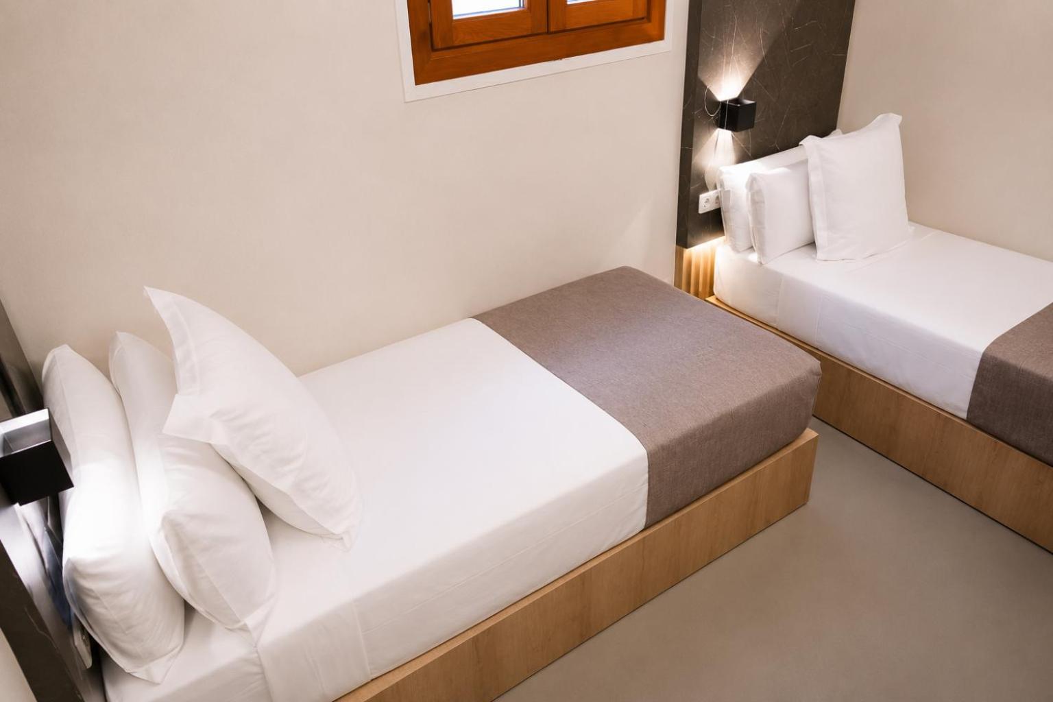 Economy Twin Room