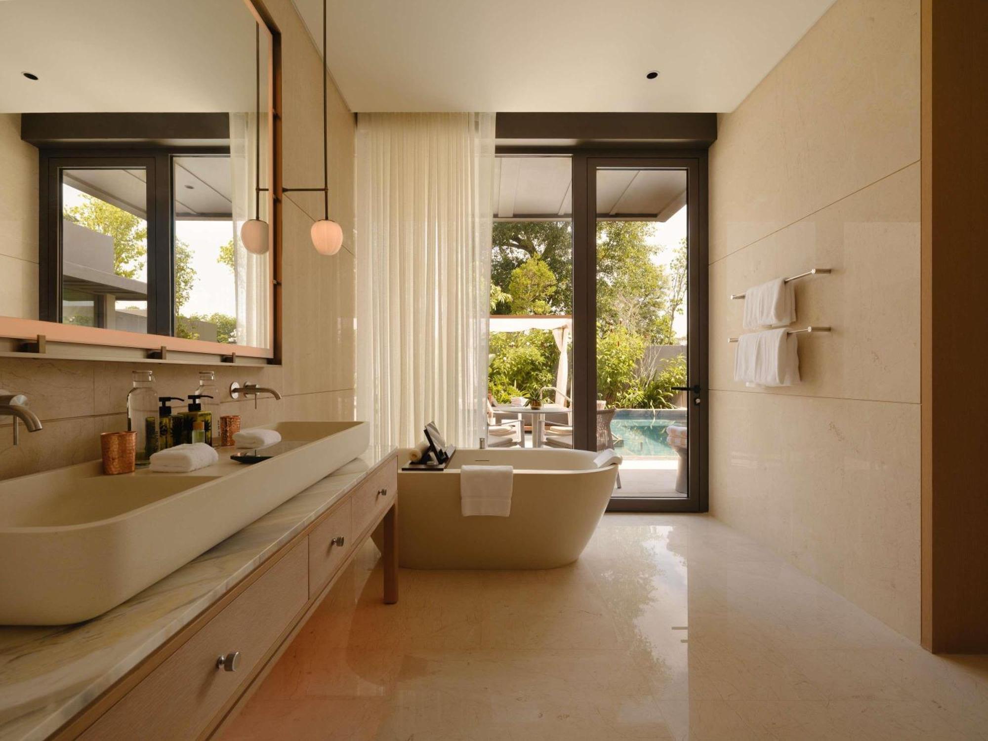 Signature One-Bedroom Villa Pool 2 Single Beds