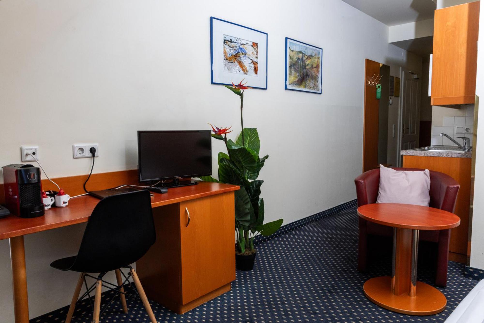 Standard Suite