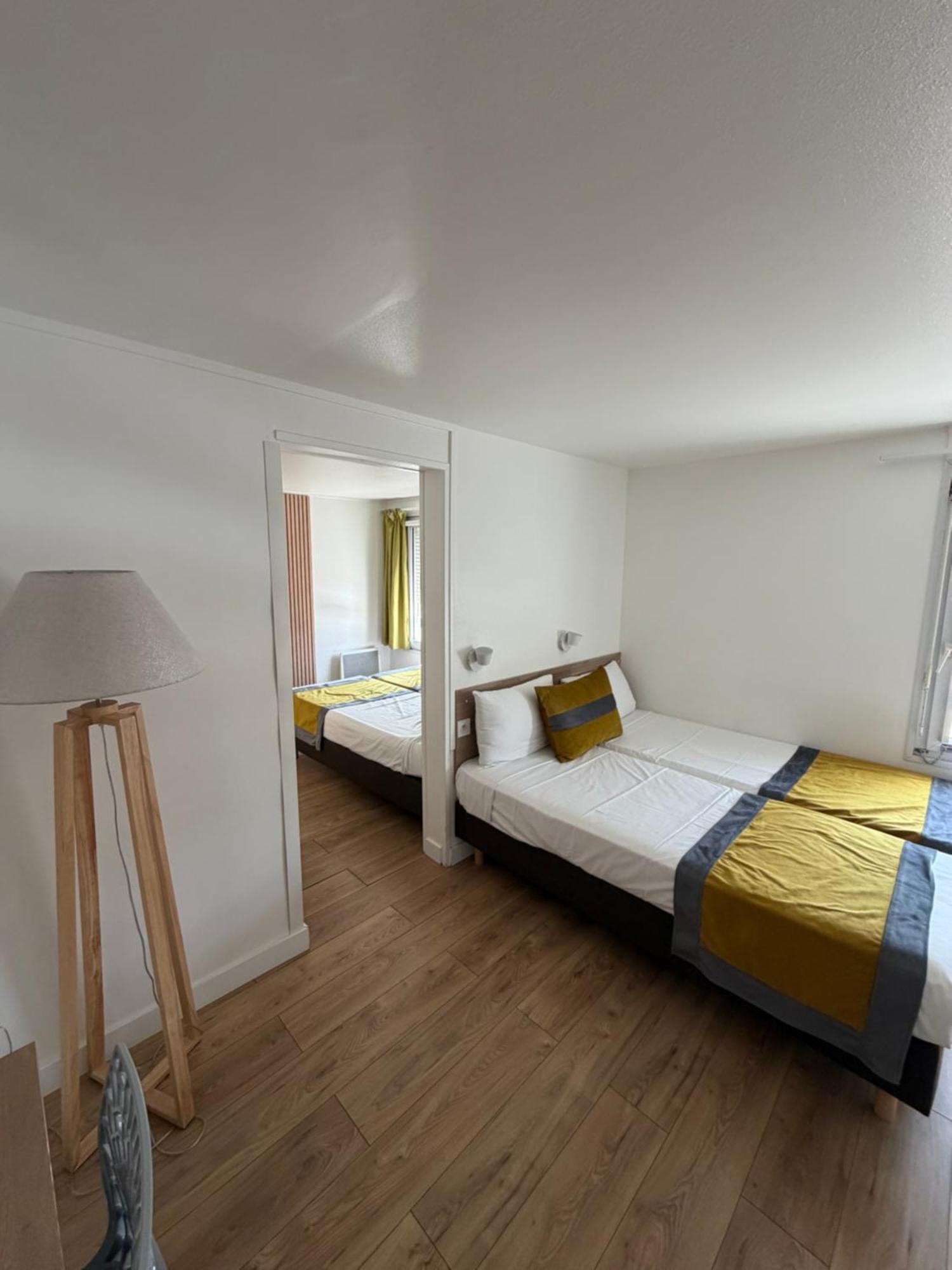 Classic Quadruple Room