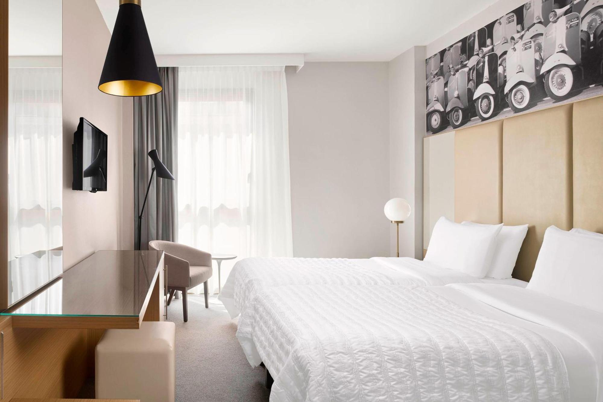 Superior Twin Room Smaller Guest room 2 Twin or Single Beds