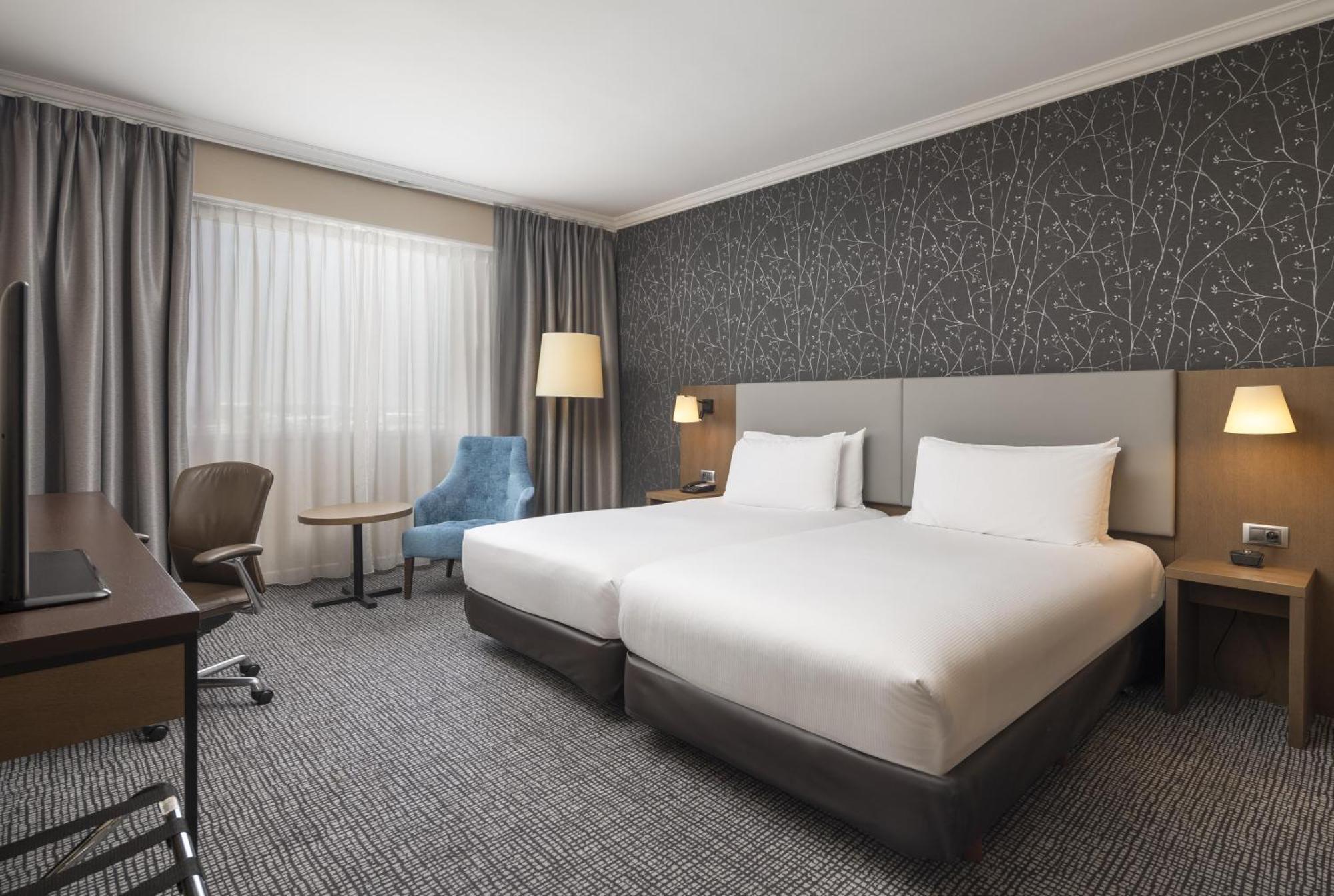 Twin Guest Room