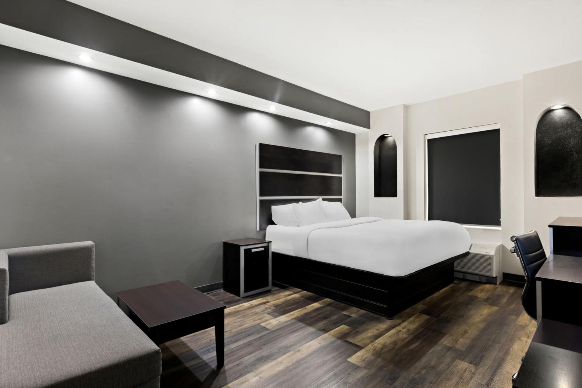 Standard King Room
