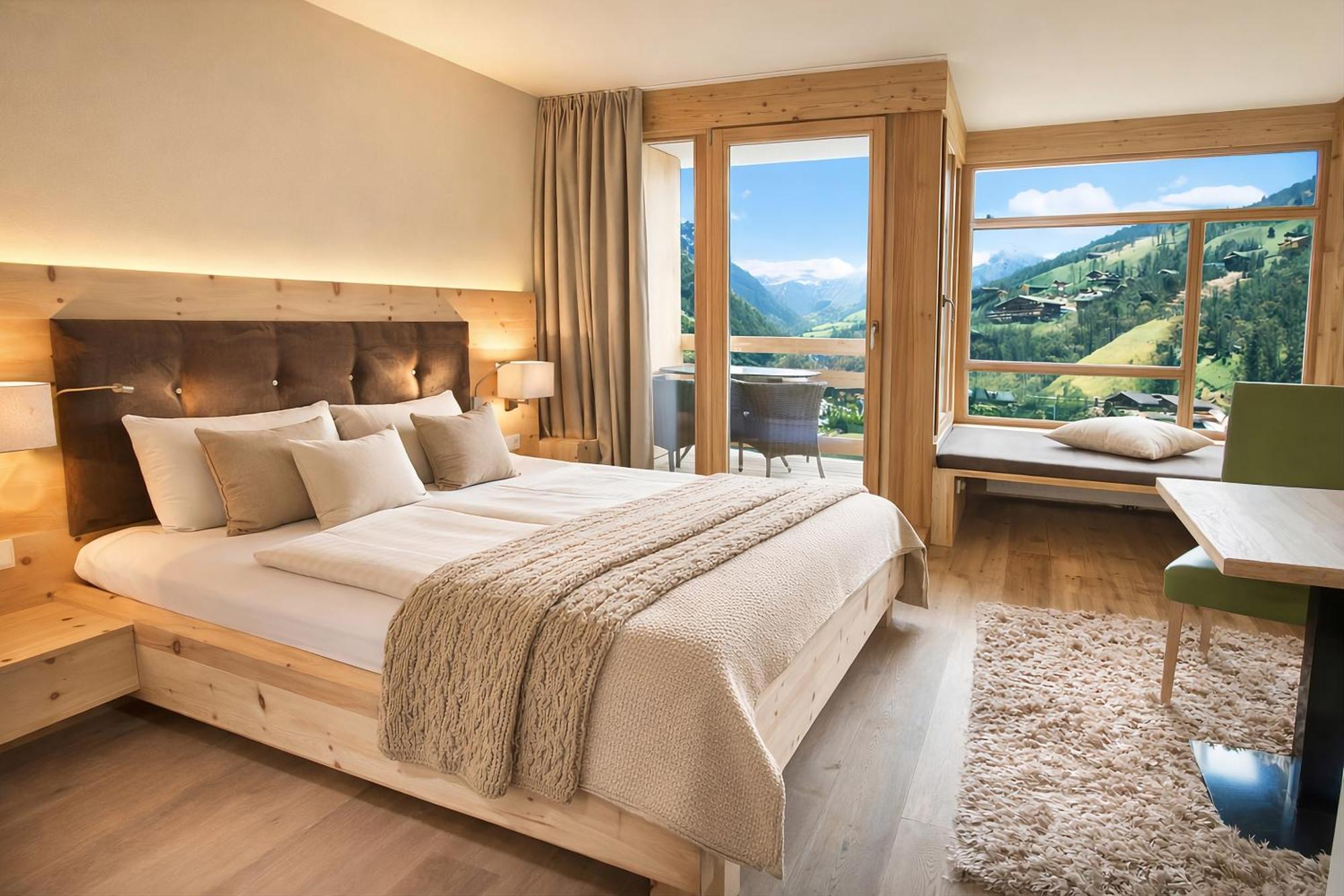 Superior Junior Suite
