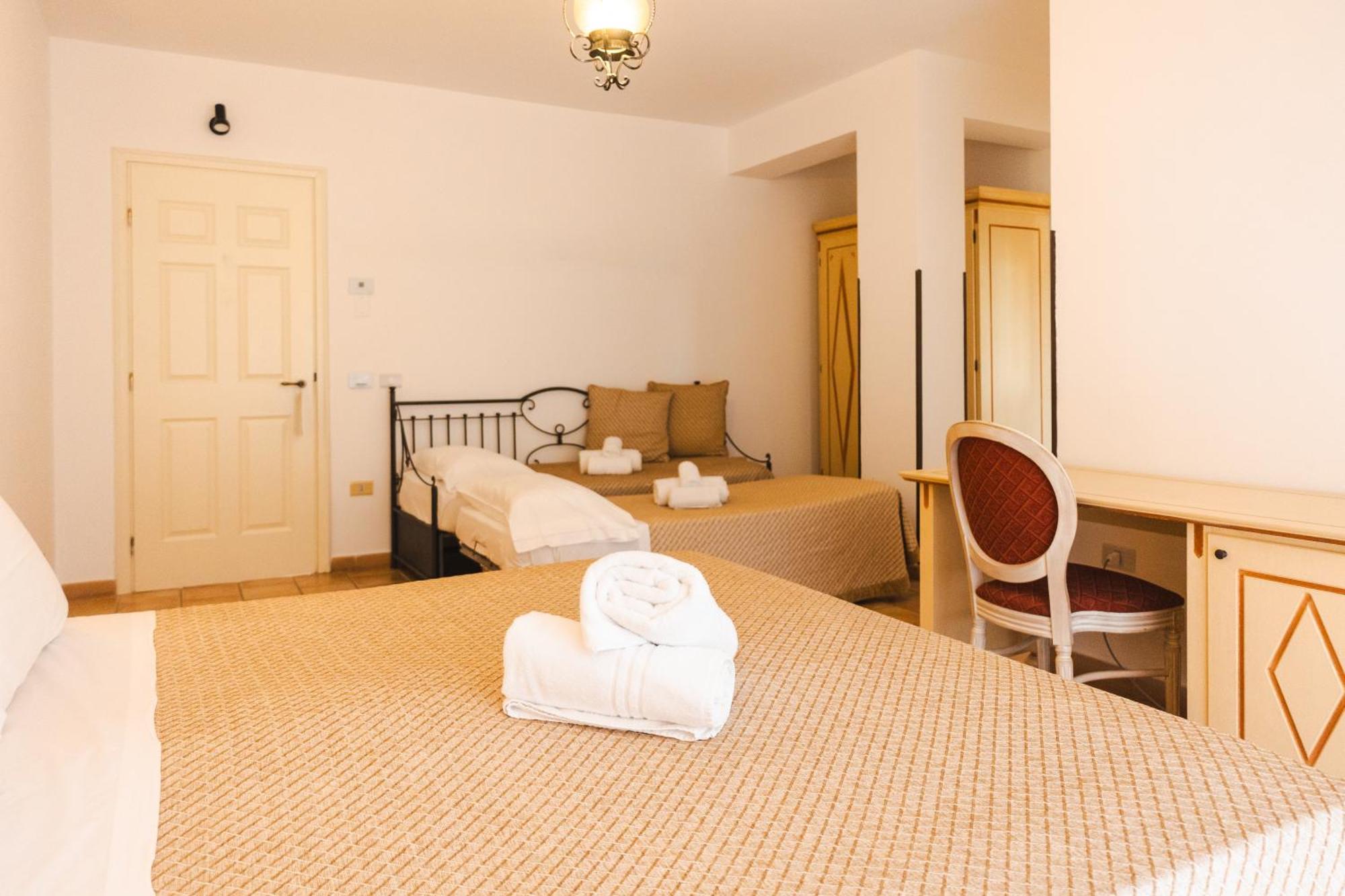 Comfort Quadruple Room