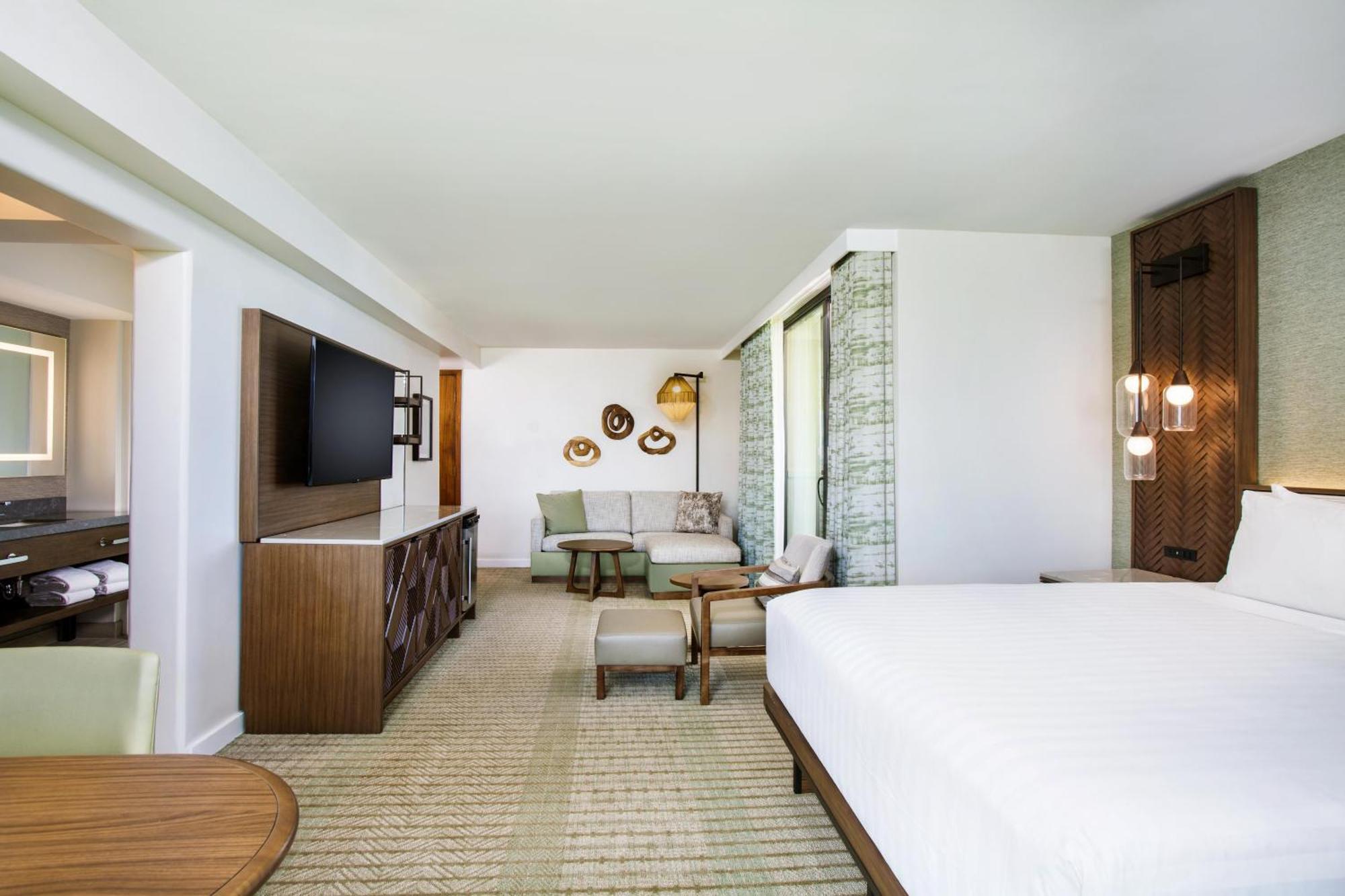 Corner King Room Ocean View