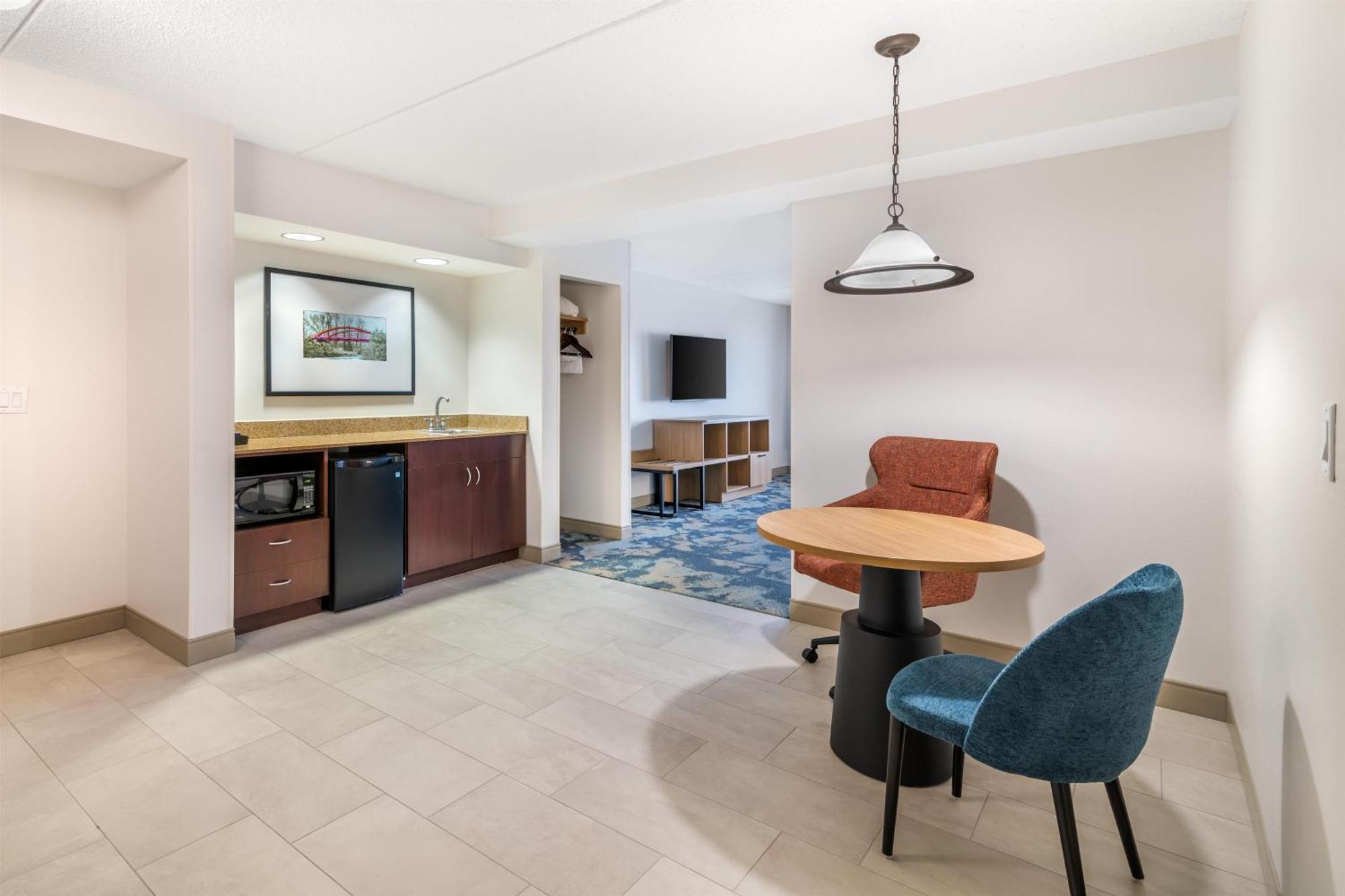 King Bed Suite