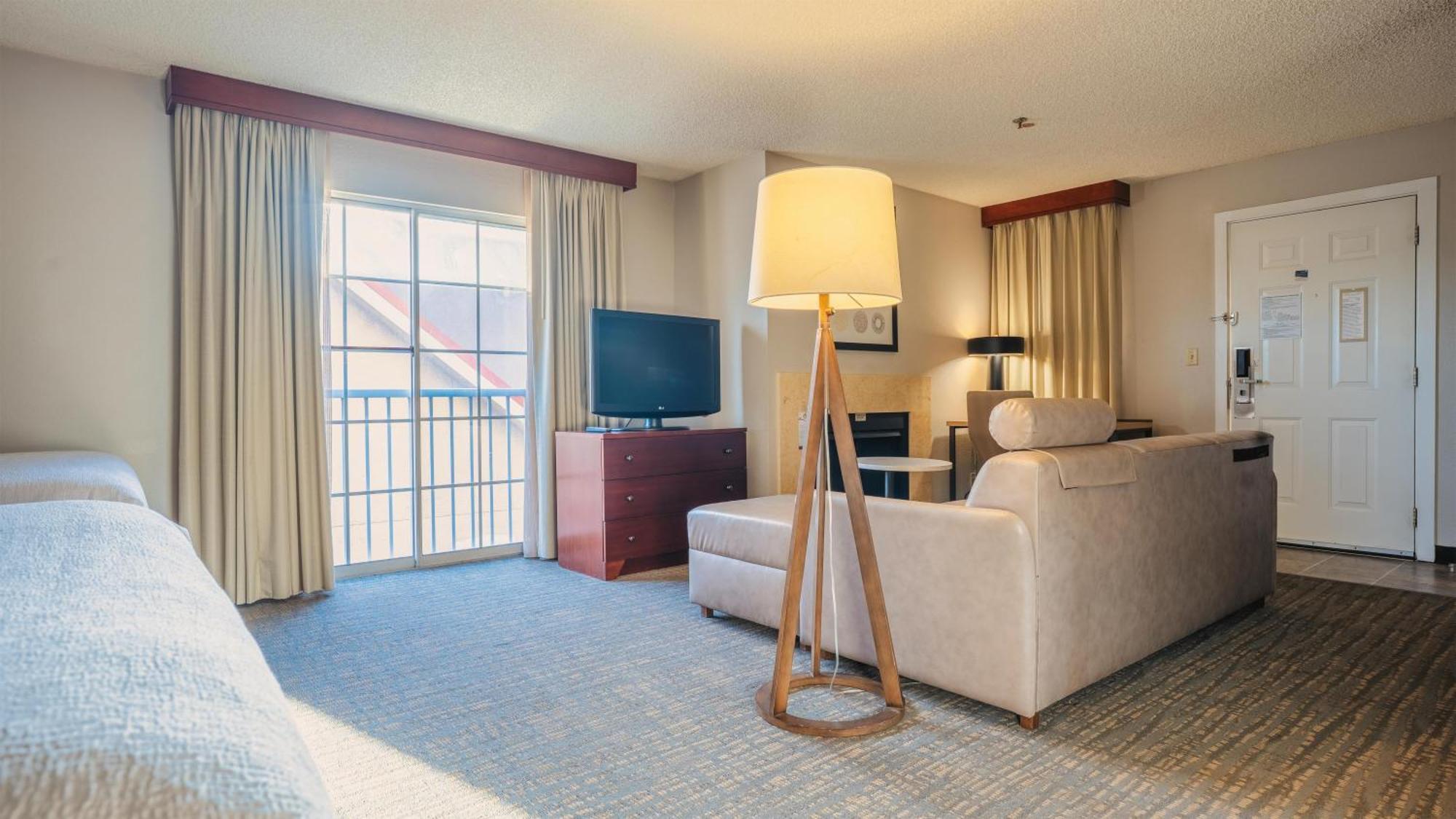Studio Suite 2 Queen