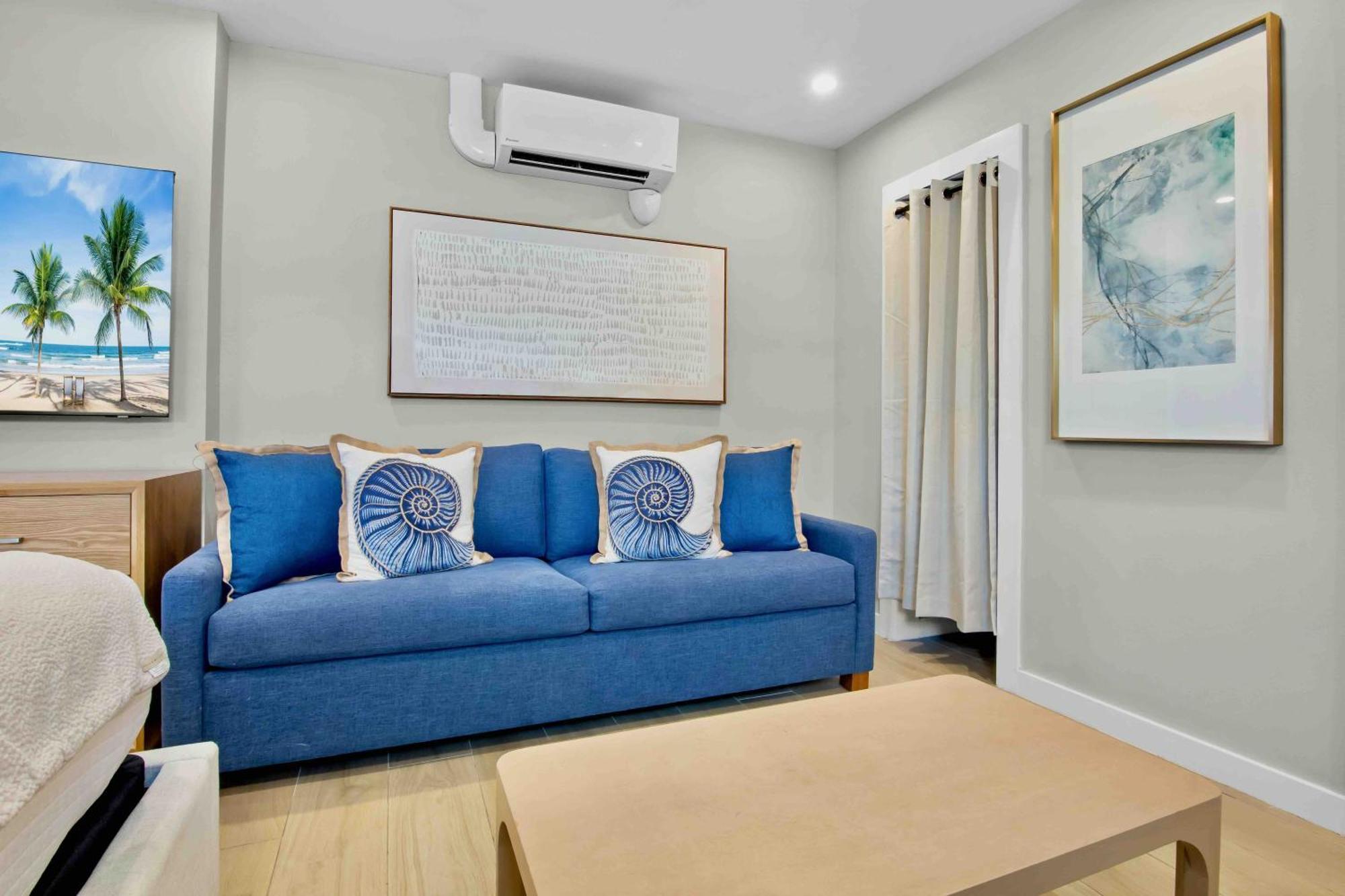 1 Bedroom King Suite
