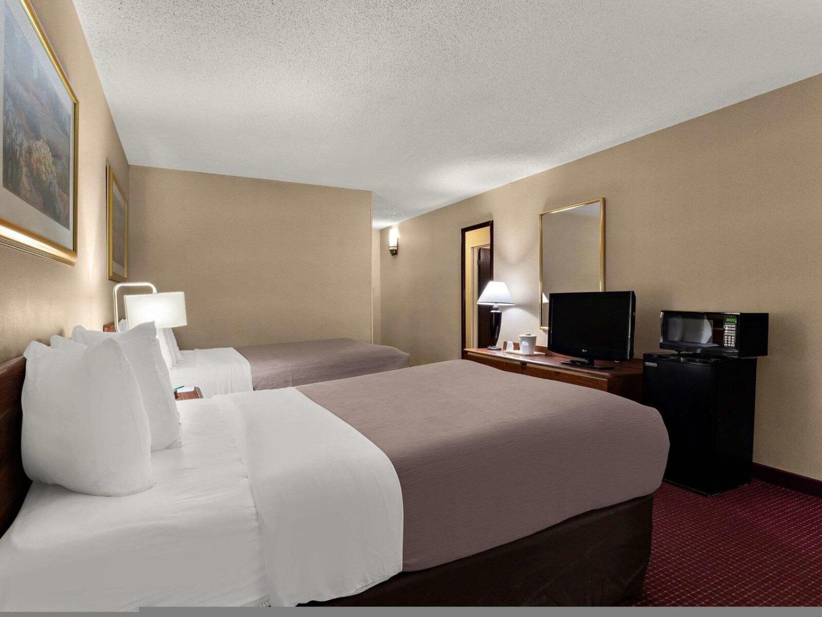 Double Room Two Double Beds Non-Smoking