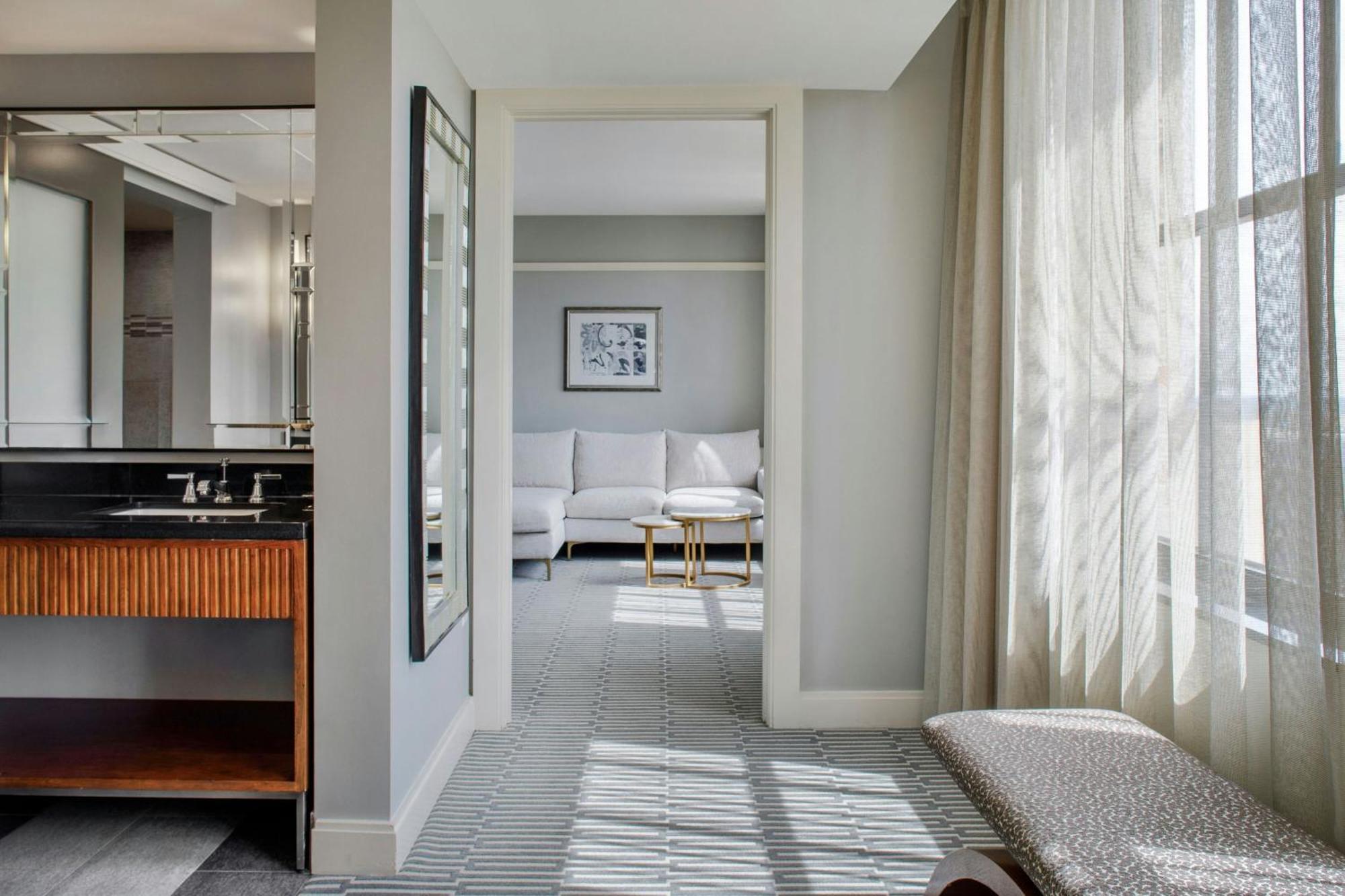 Ambassador Suite City View