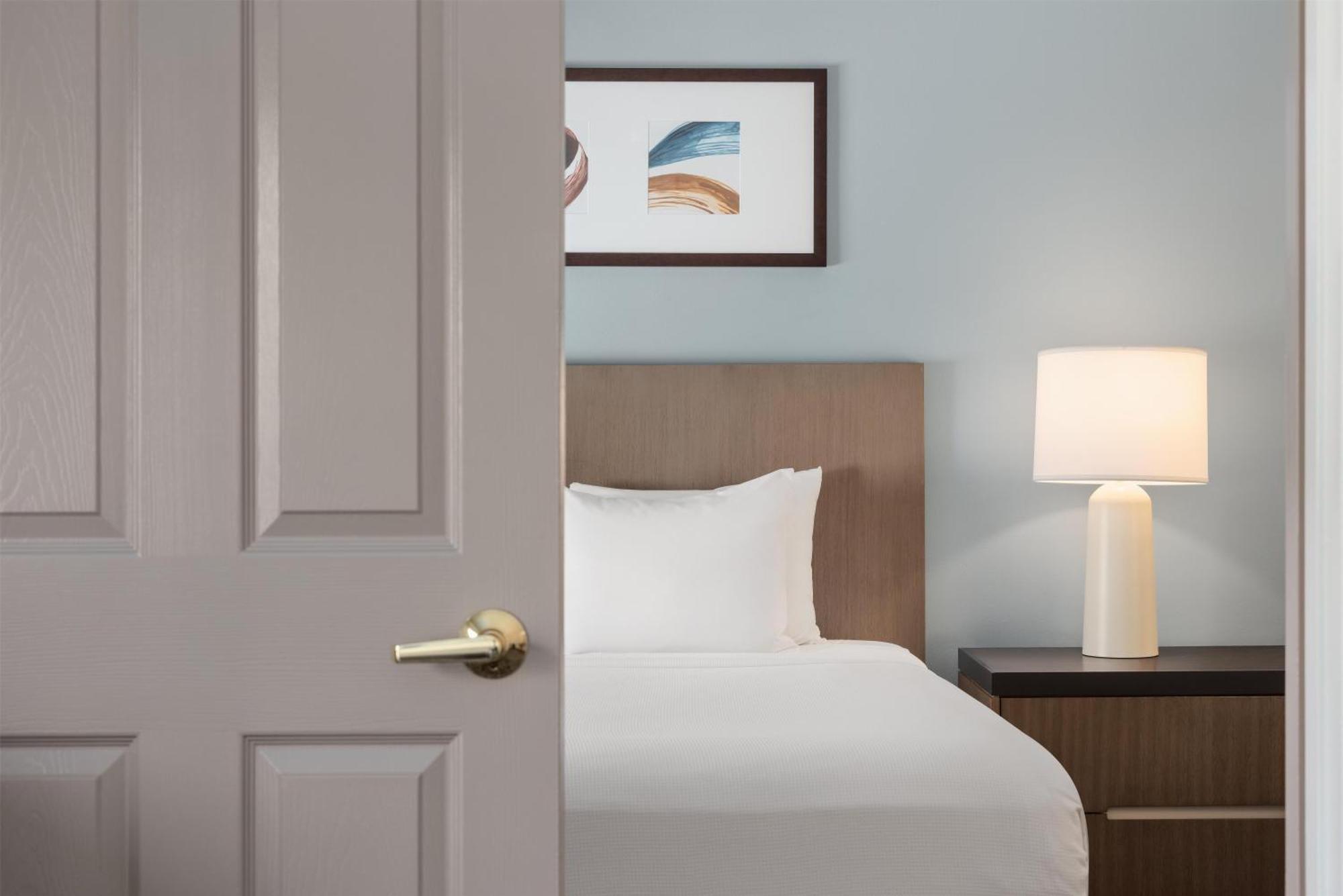 One-Bedroom King Suite