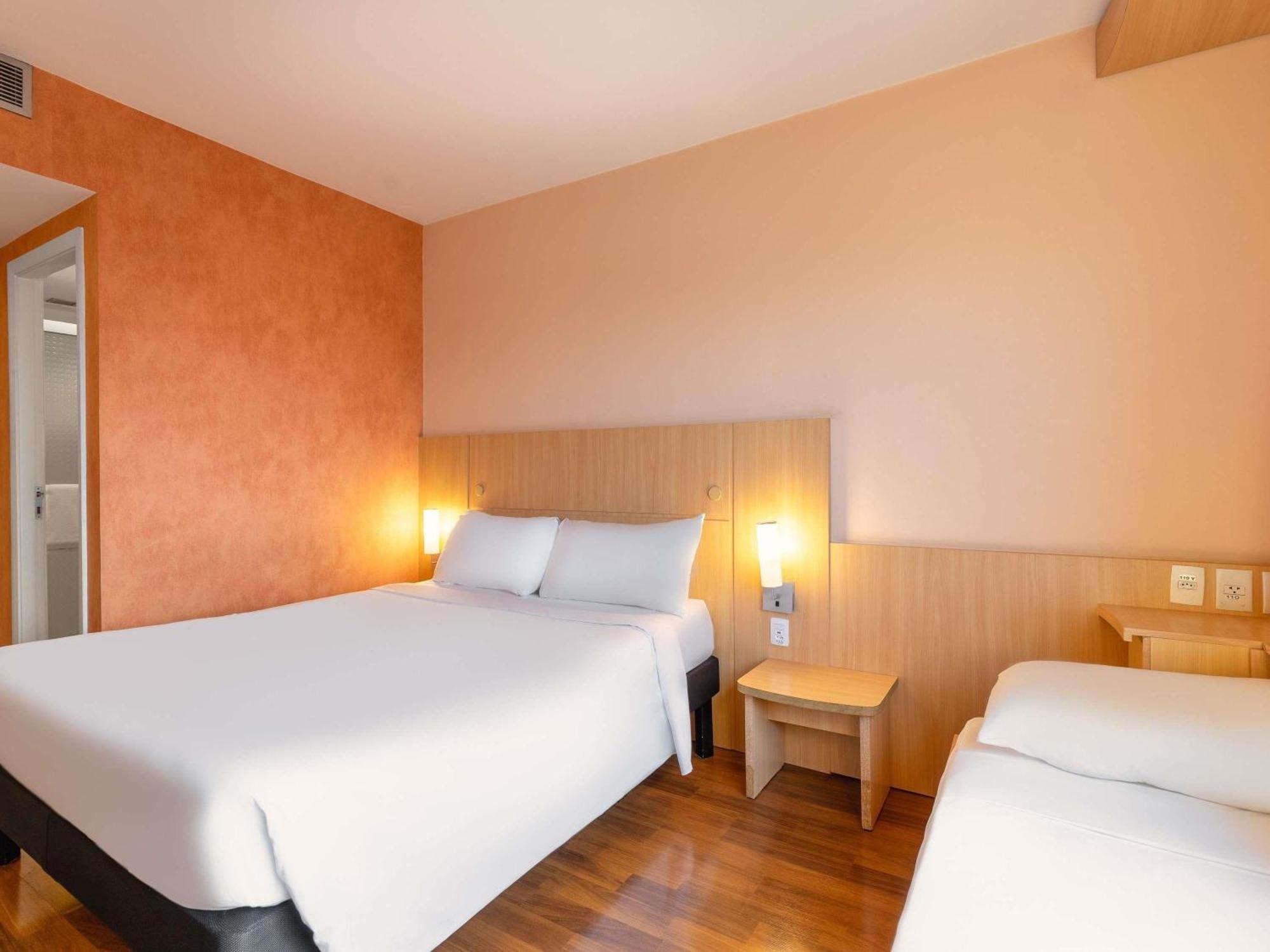 Standard Room One Double One Child Bed