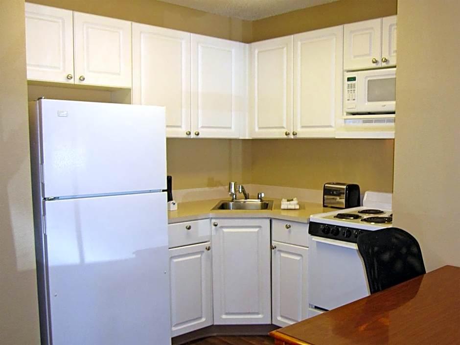 One Bedroom Suite 2 Double Beds Non-Smoking