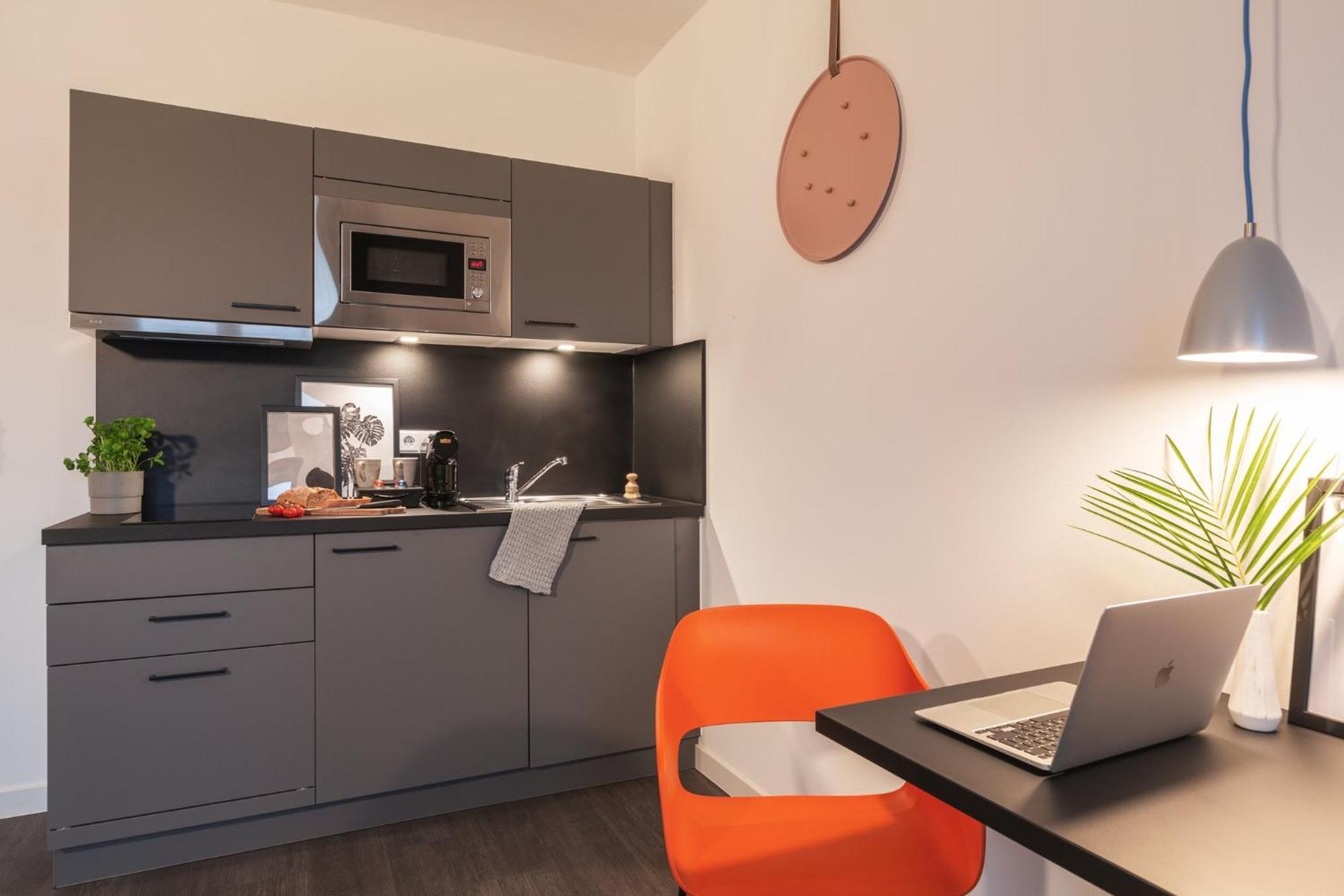 One-Bedroom Suite