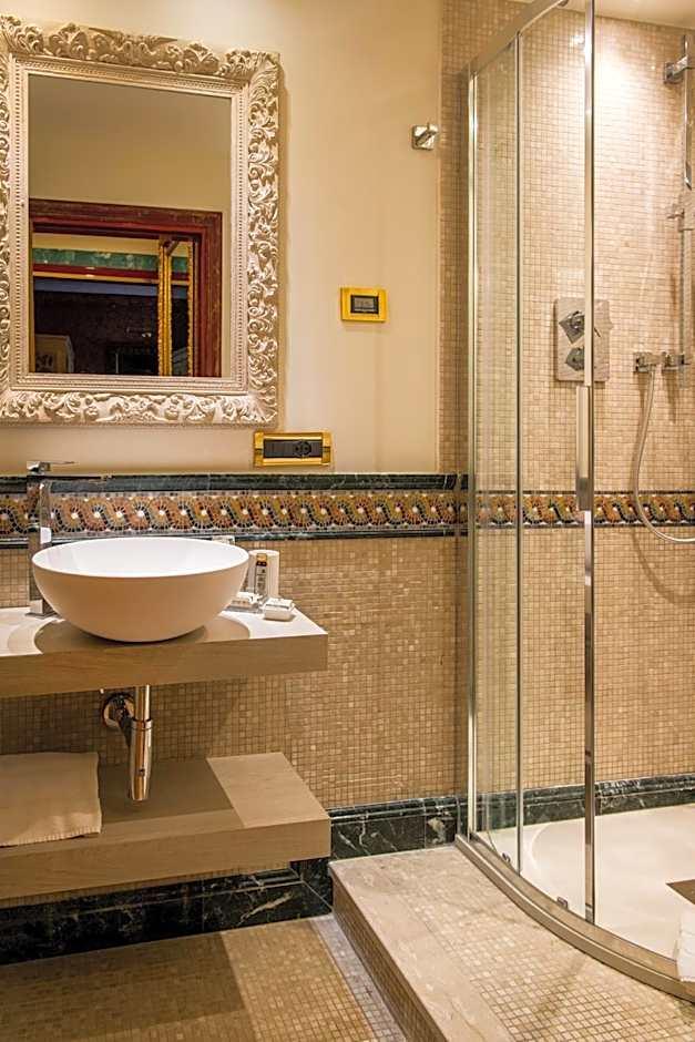 Single Room External Private Bathroom View