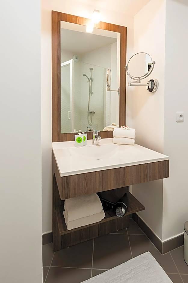 Suite Double Bed
