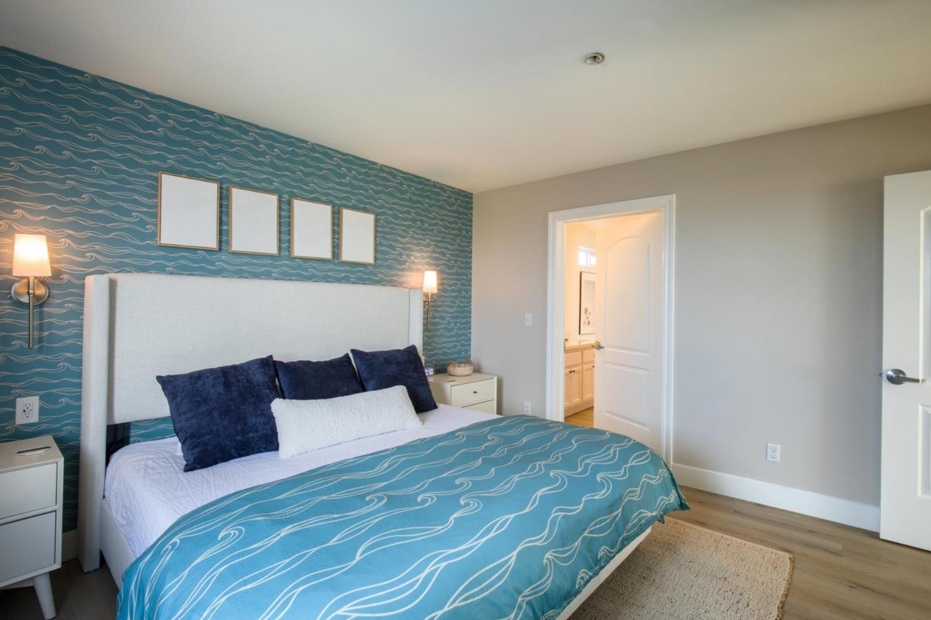 Deluxe King Suite