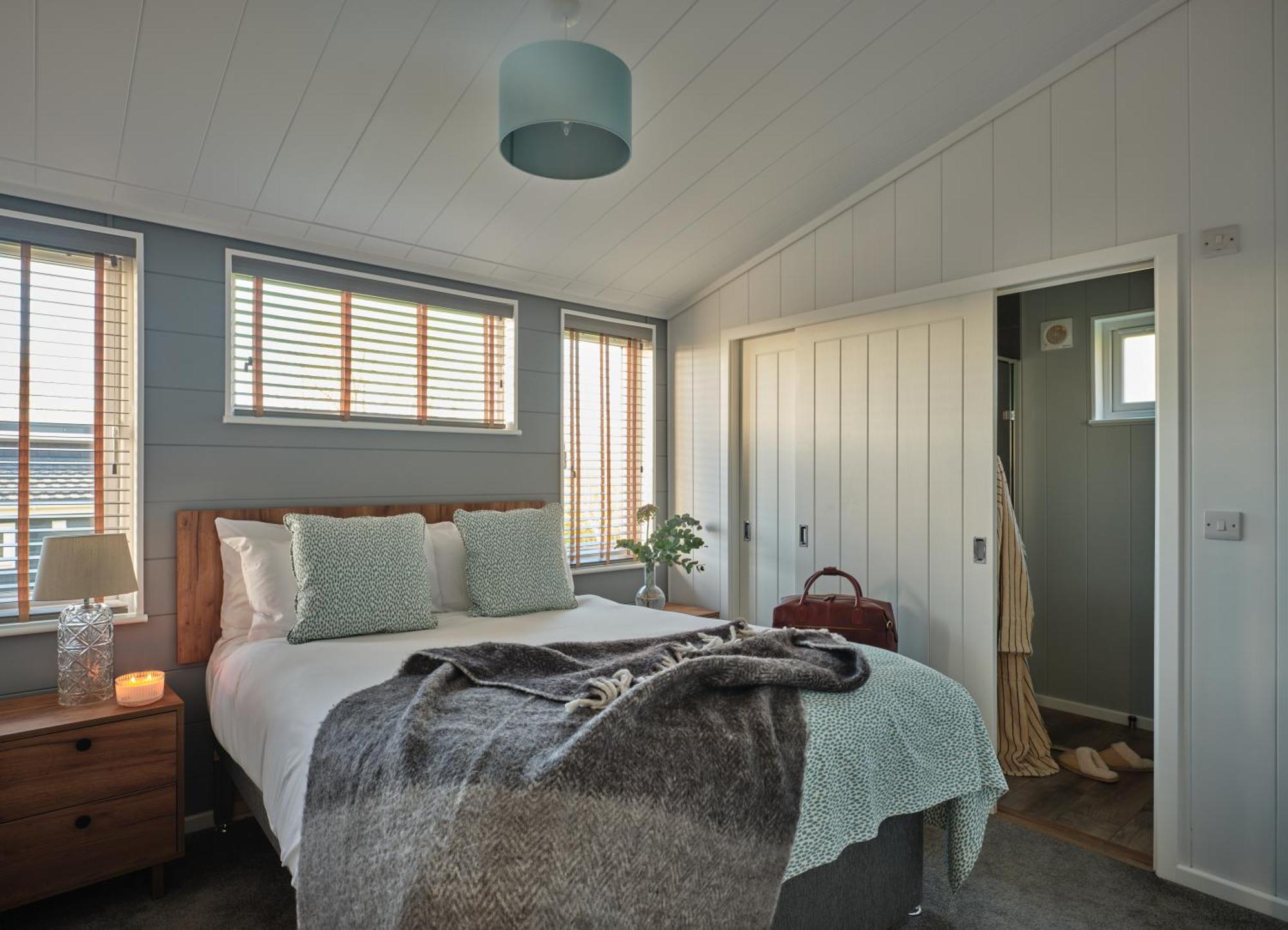 Three Bedroom Lodge No Pets Allowed