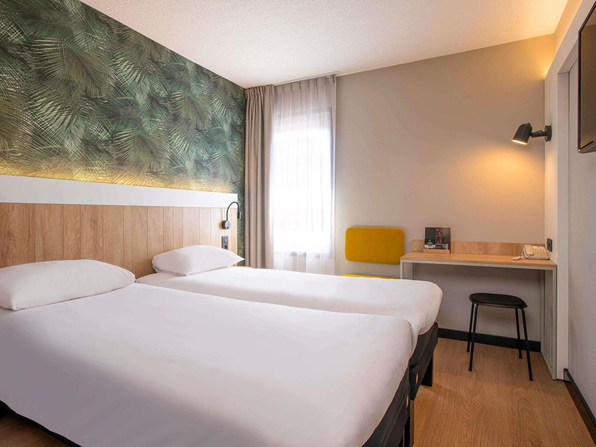 Room Double or Twin Beds