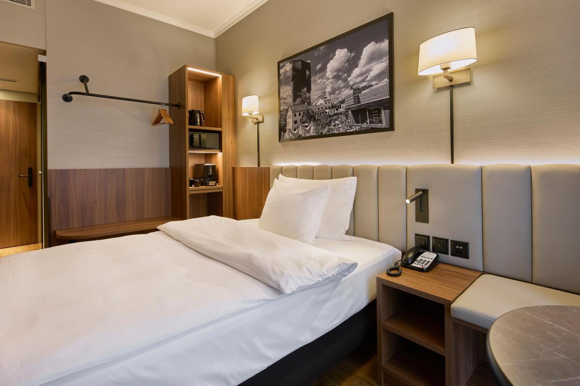 Single Room