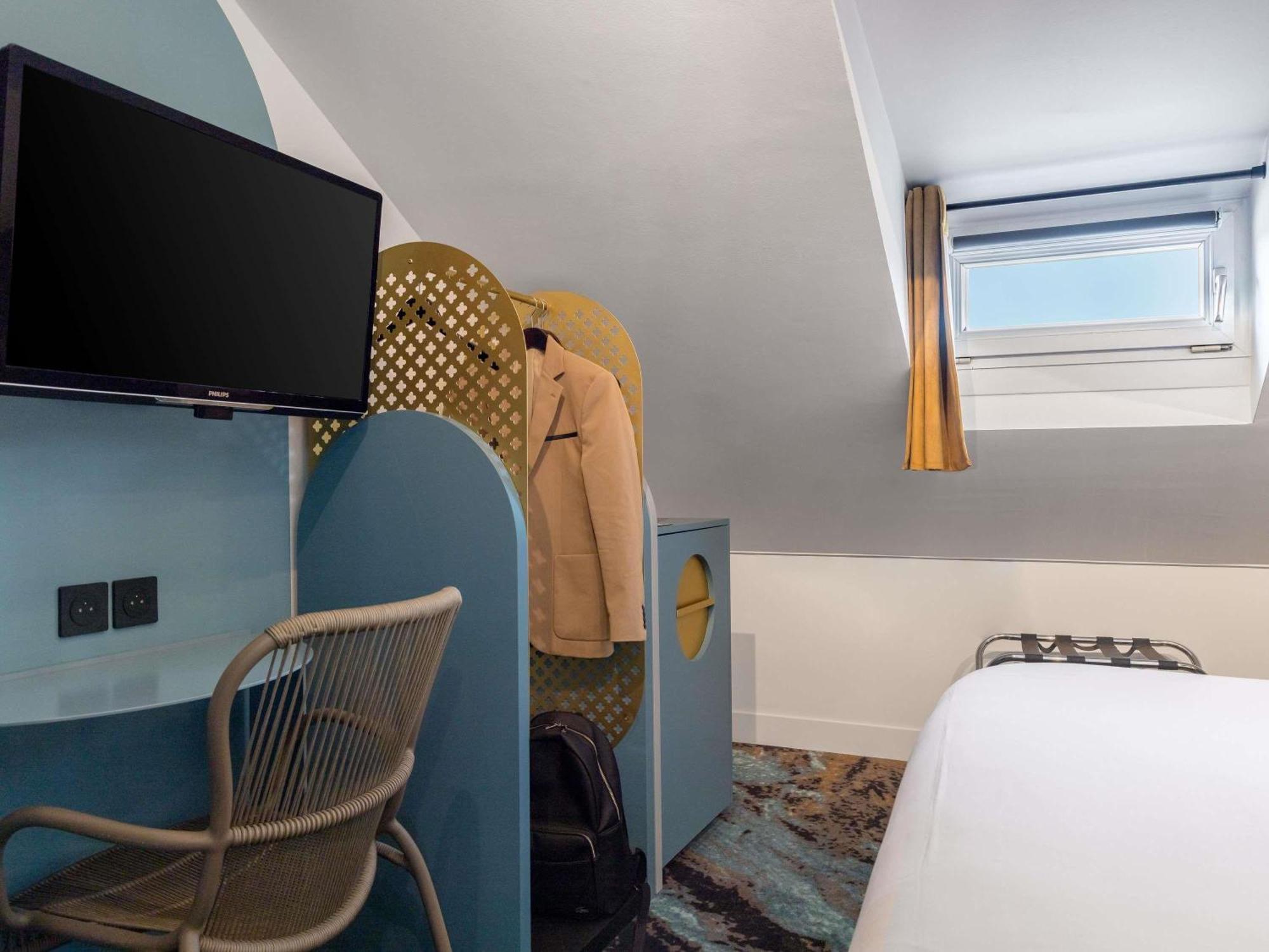 Classic Attic Room Double Bed