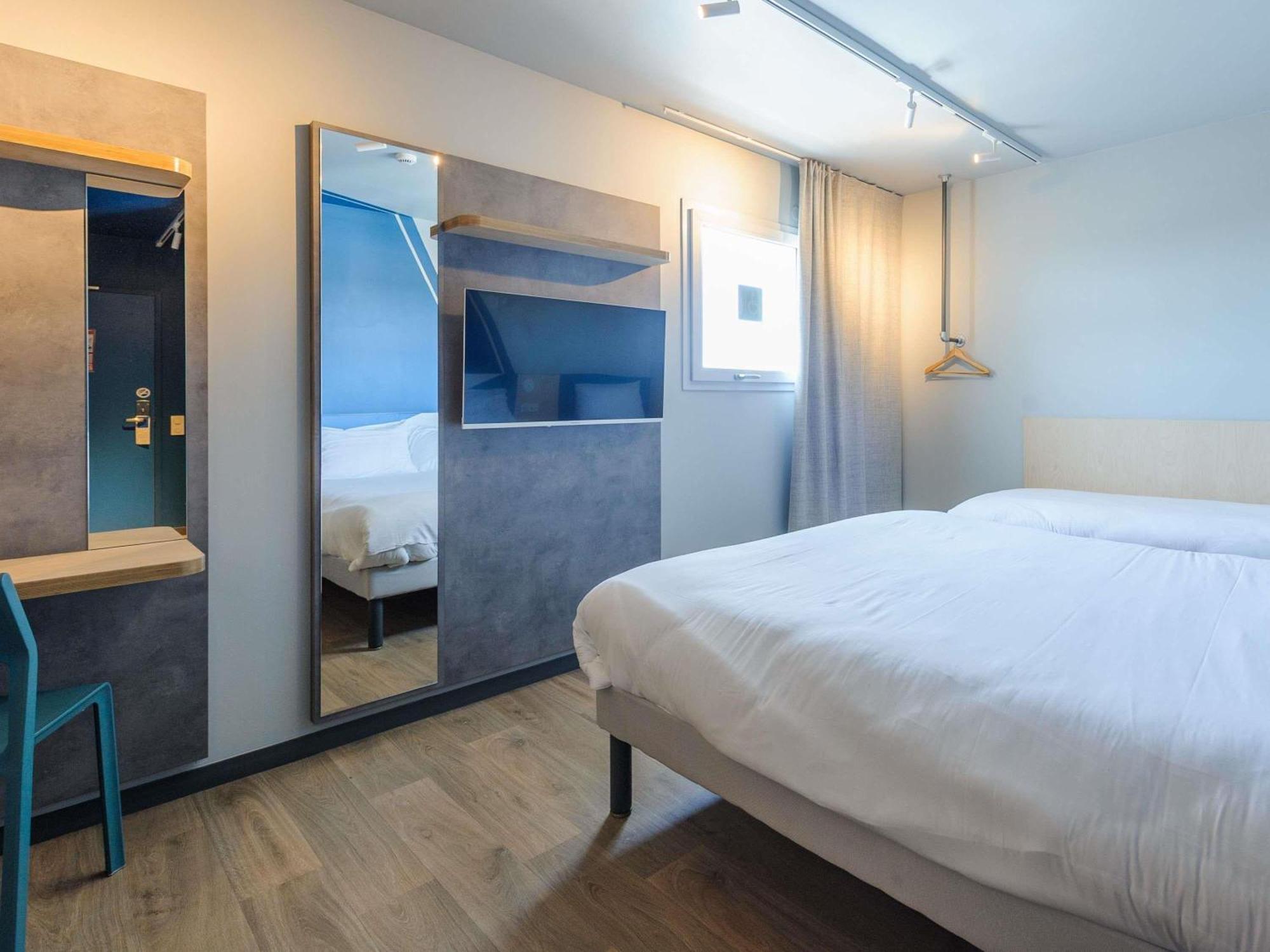 Smart Triple Room One Double One Single Bed