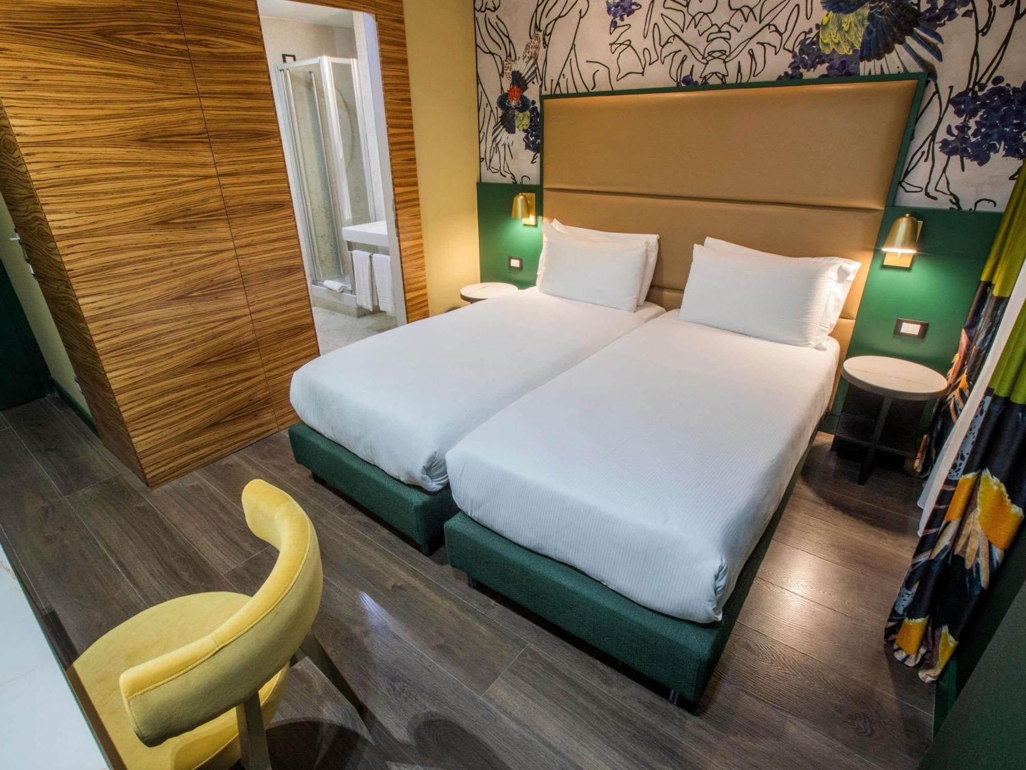 Twin Classic Room