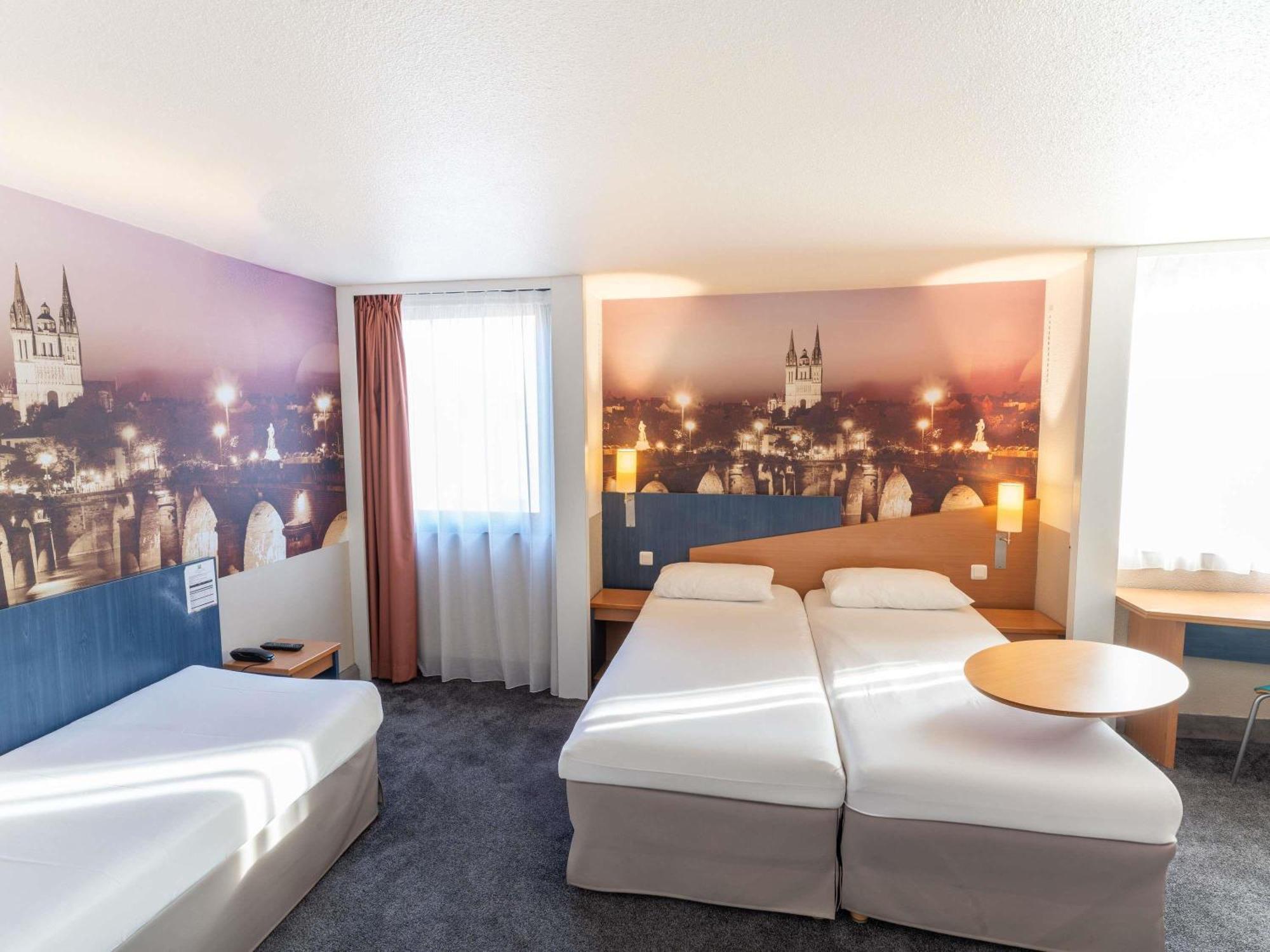 Standard Room Three Single Beds