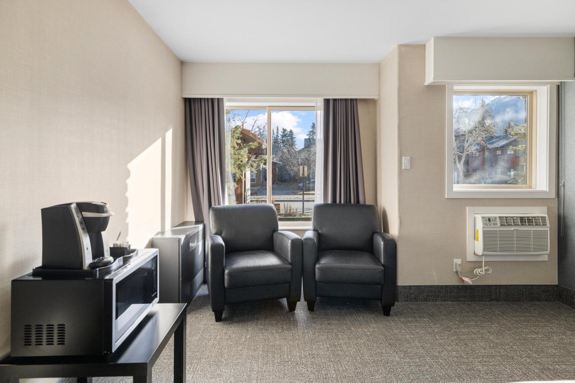 Standard King Room