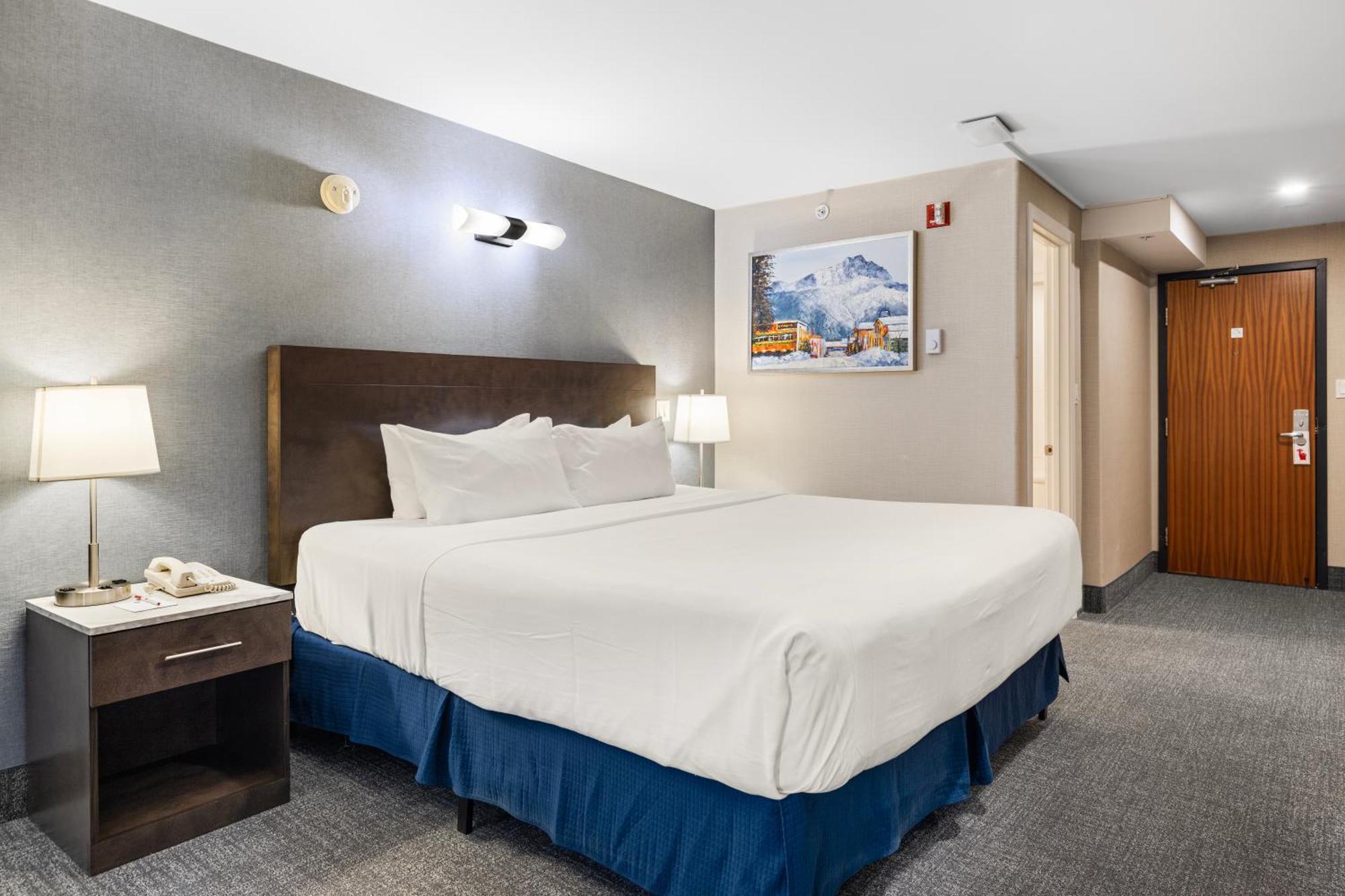 Standard King Room